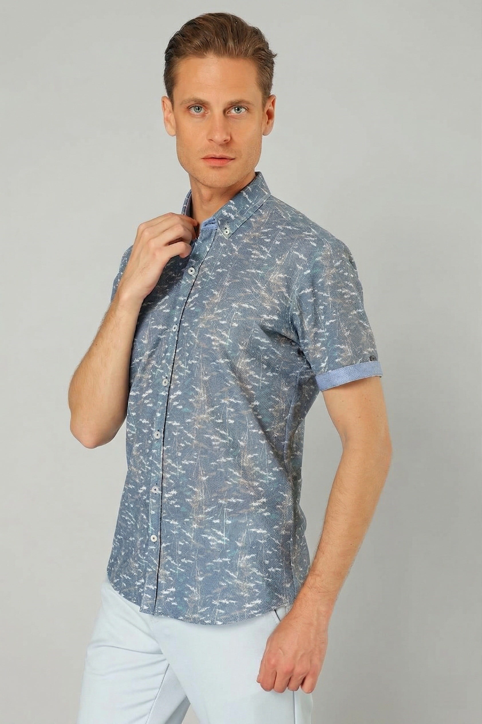 Slim Fit Düğmeli Yaka Desenli Kısa Kollu Pamuk Mavi Gömlek G 1499