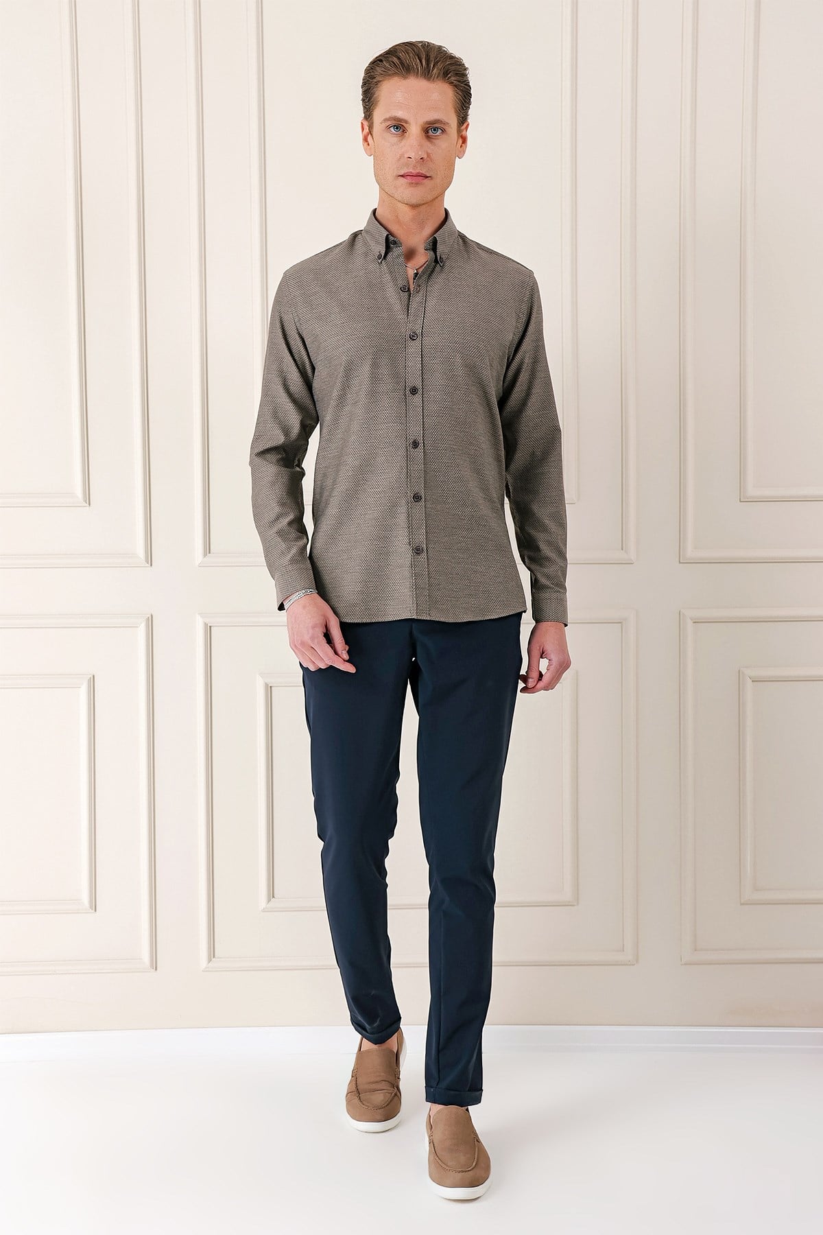 Slim Fit Düğmeli Yaka Dokulu %100 Pamuk Kahverengi Gömlek Gk 724