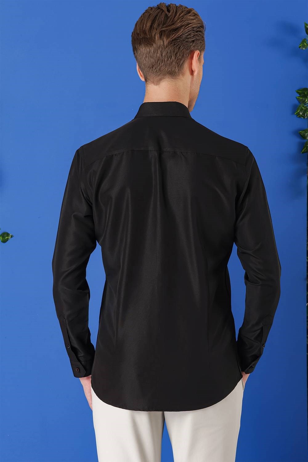 Slim Fit Düğmeli Yaka Esnek Pamuklu Siyah Gömlek Gk 715