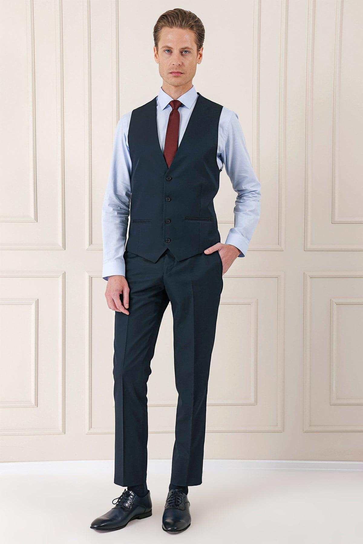 Slim Fit Düz Yelekli Klasik Lacivert Takım Elbise Tk 891