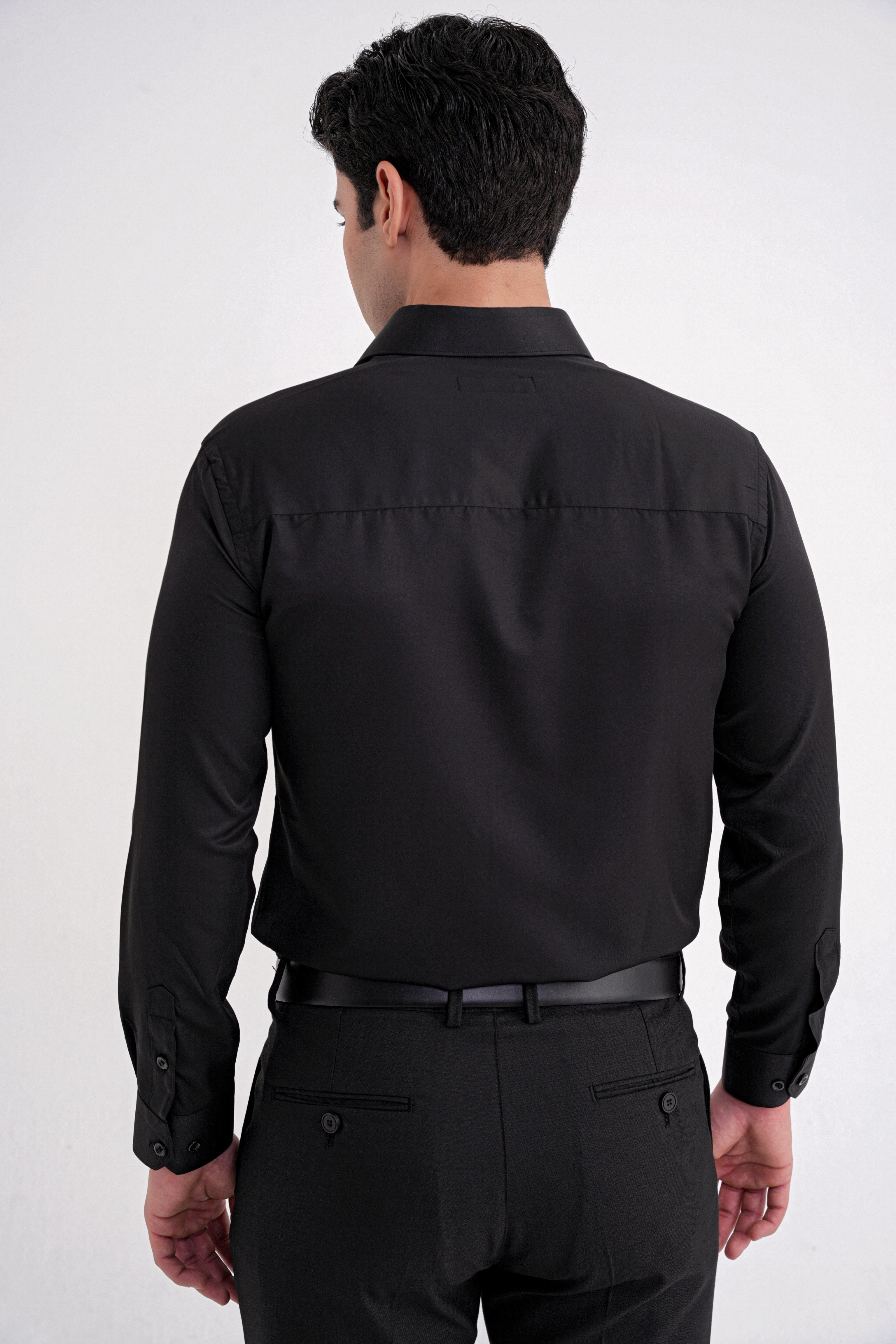 Slim Fit Erkek Yaka Pamuklu Düz Siyah Gömlek GK 756