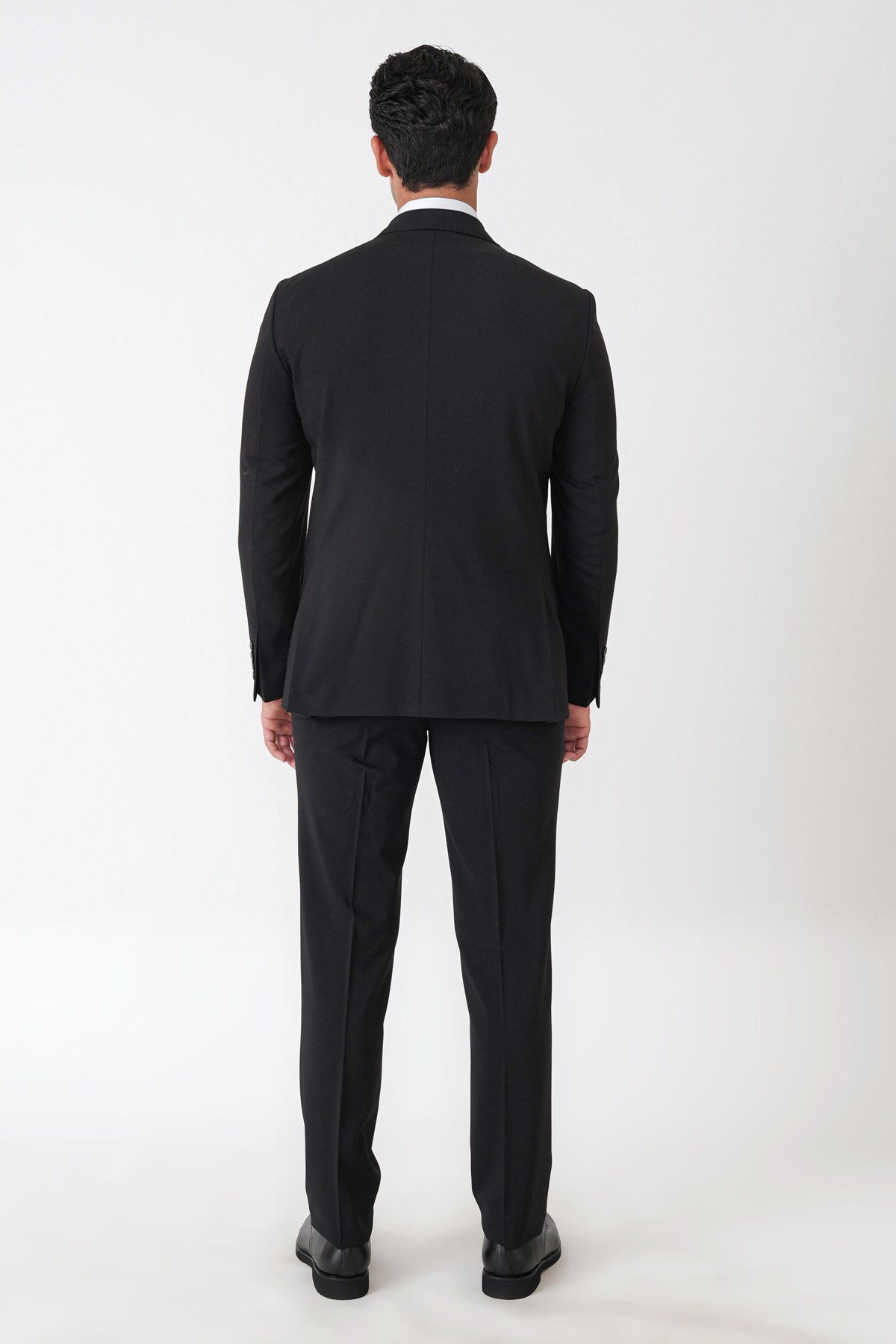 Slim Fit Esnek %97 Yünlü Düz Siyah Kruvaze Takım Elbise TK 956