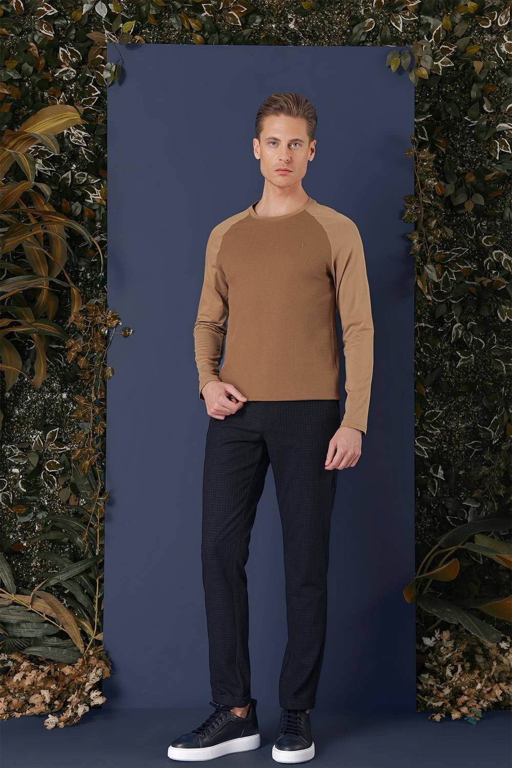 Slim Fit Esnek Pamuklu Doku Desenli Uzun Kollu Cappucino Tişört TS 872