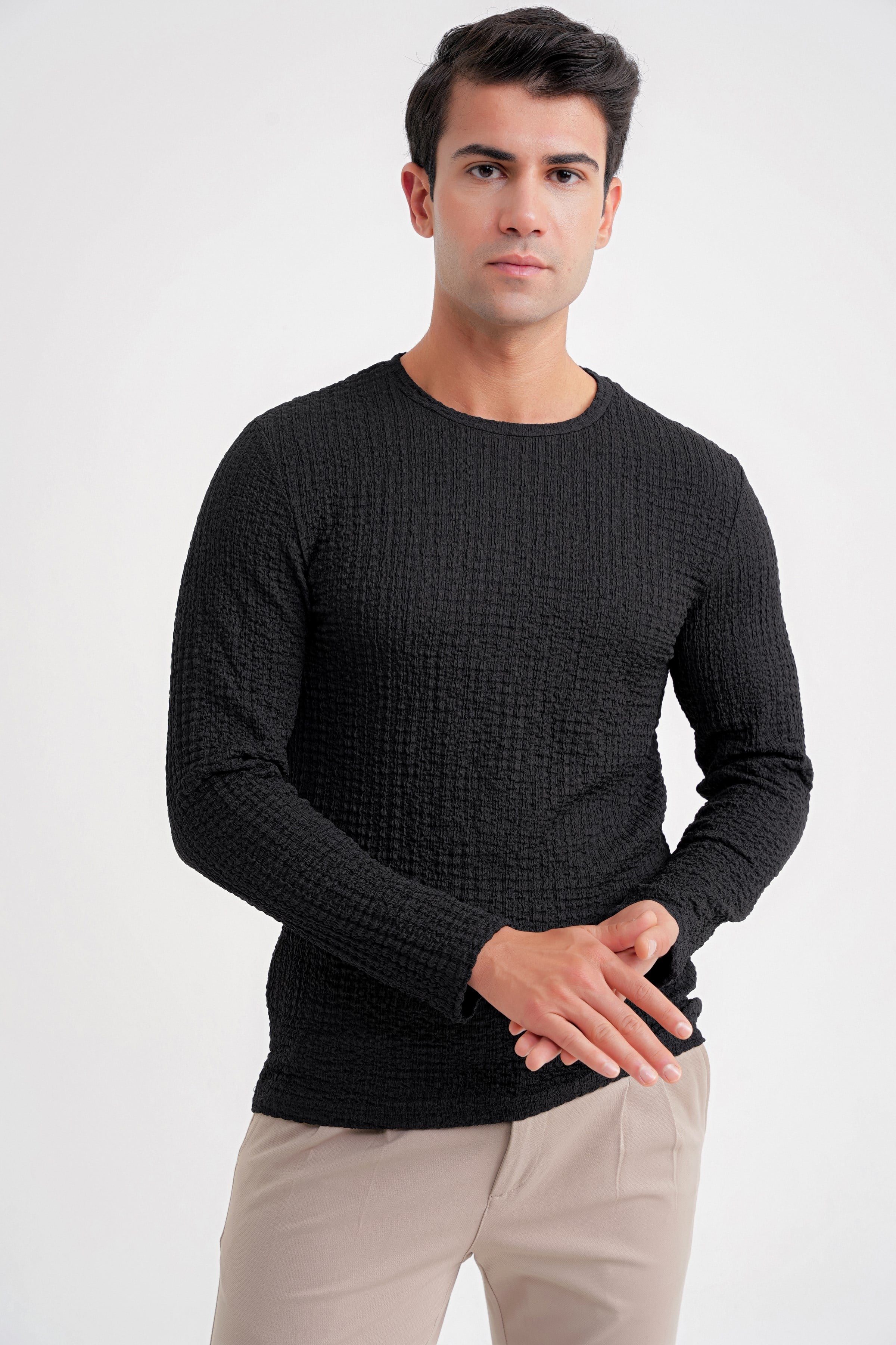 Slim Fit Esnek Pamuklu Dokulu Kumaş Uzun Kollu Siyah Tişört TS 934