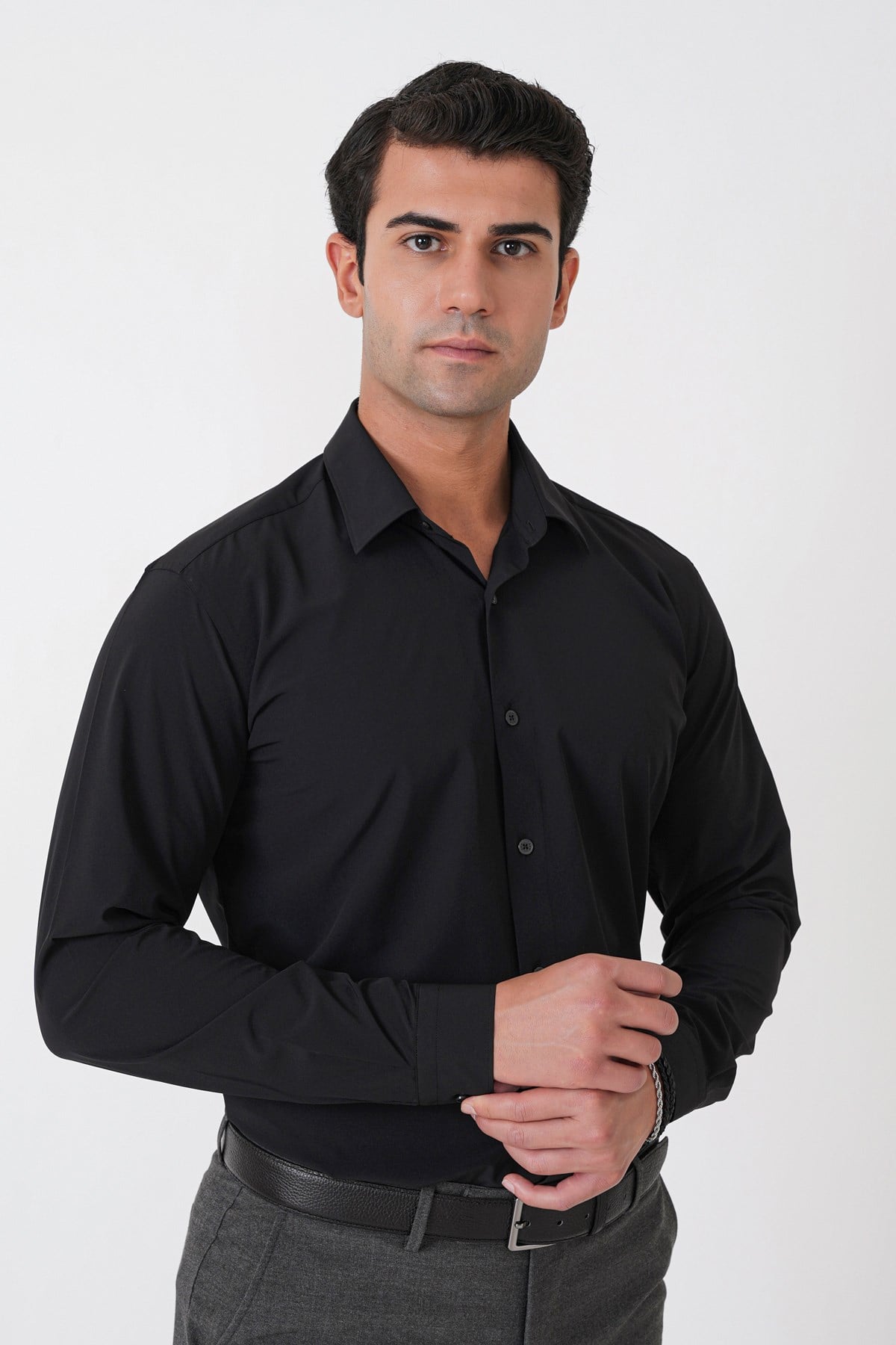 Slim Fit Esnek Pamuklu Siyah Gömlek G 1607