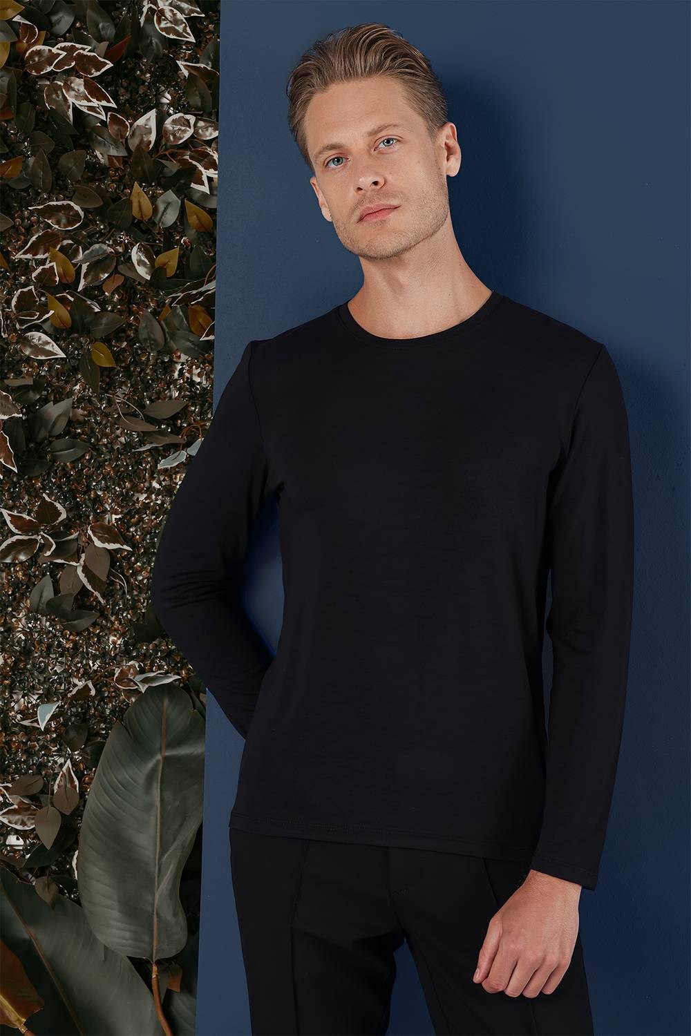 Slim Fit Esnek Pamuklu Uzun Kollu Siyah Tişört Ts 870