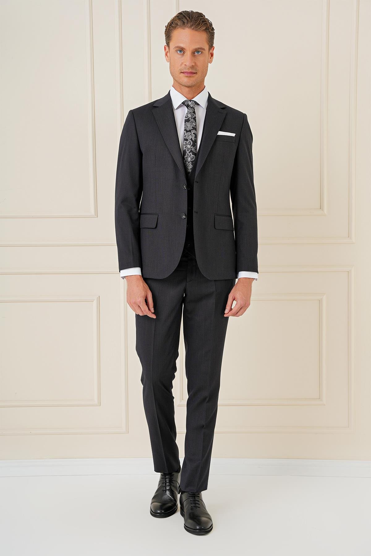 Slim Fit Esnek Yelekli Klasik Siyah Takım Elbise Tk 897