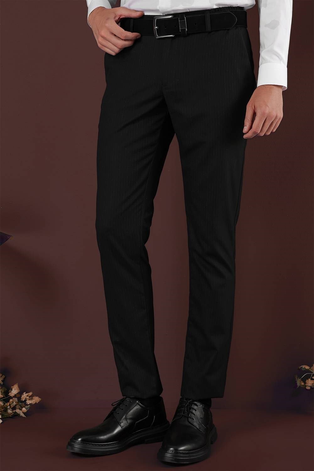 Slim Fit Esnek Yünlü İnce Çizgili Siyah Pantolon P 1136