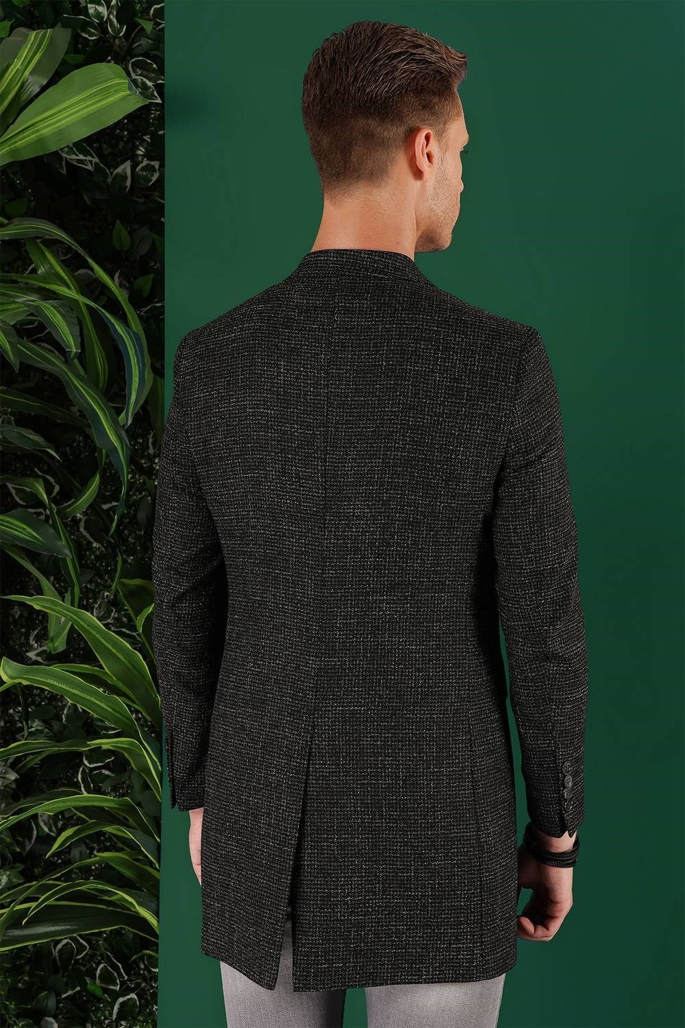 Slim Fit Esnek Yünlü Kaban Görünümlü Siyah Uzun Ceket 01