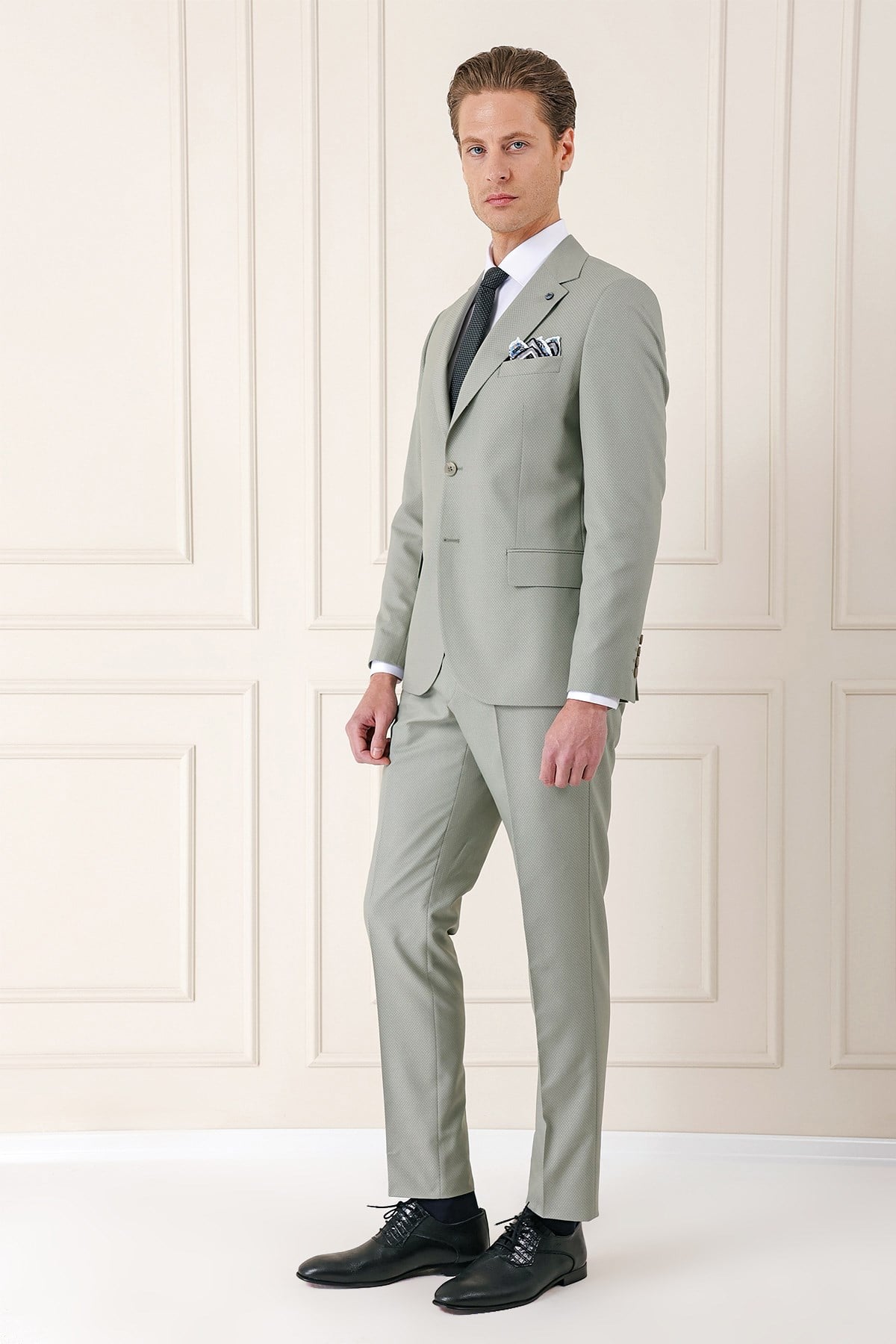 Slim Fit Jakarlı Çift Yırtmaç Klasik Nil Yeşili Takım Elbise Tk 893