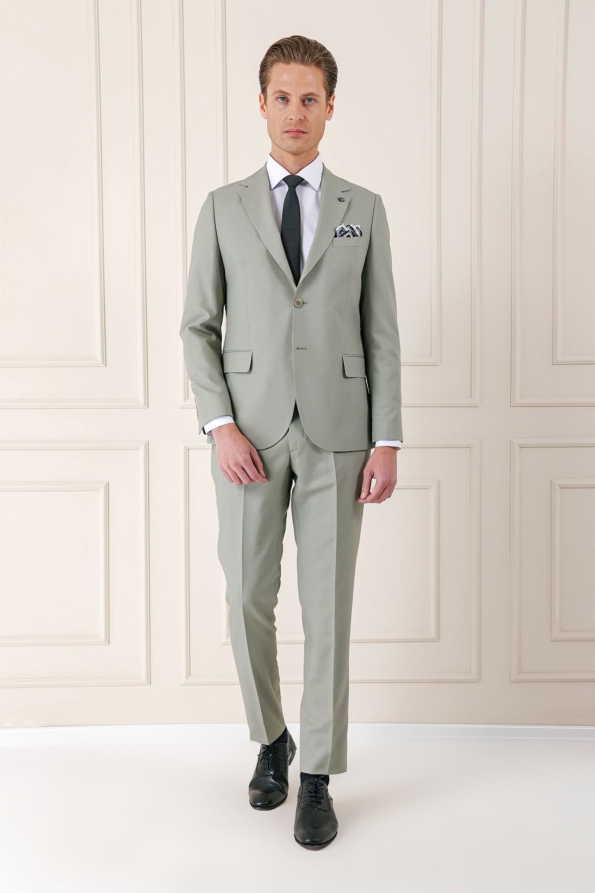Slim Fit Jakarlı Çift Yırtmaç Klasik Nil Yeşili Takım Elbise Tk 893