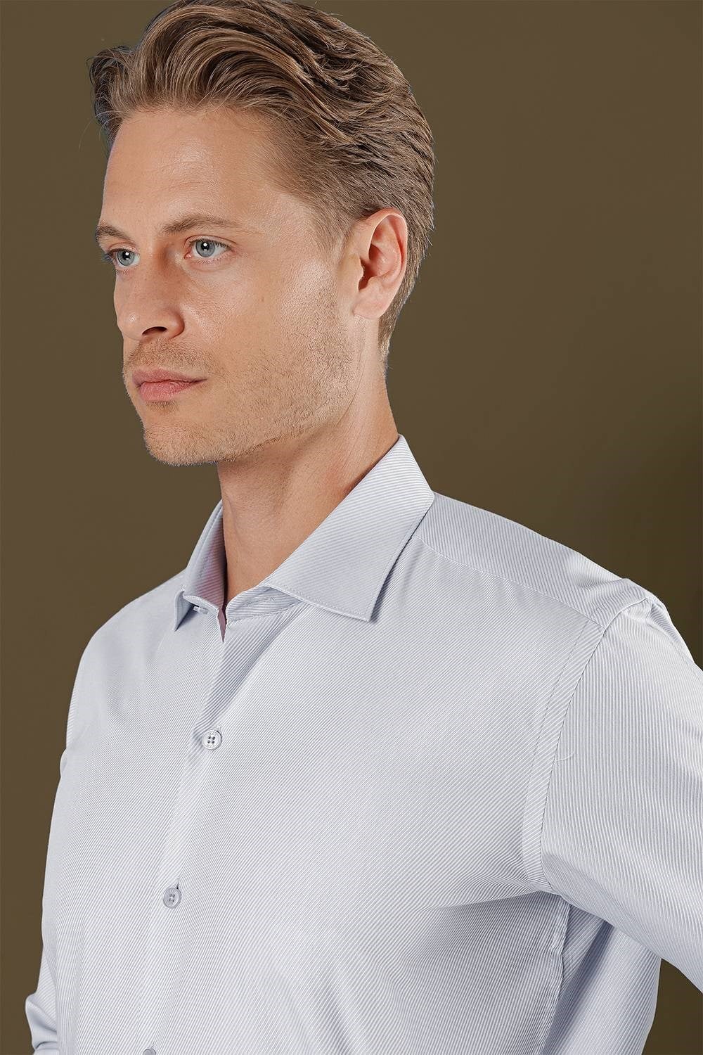 Slim Fit Kravat Yaka %100 Pamuk Dokulu Mavi Gömlek GK 705