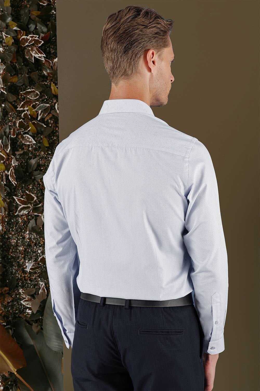 Slim Fit Kravat Yaka %100 Pamuk Dokulu Mavi Gömlek GK 705