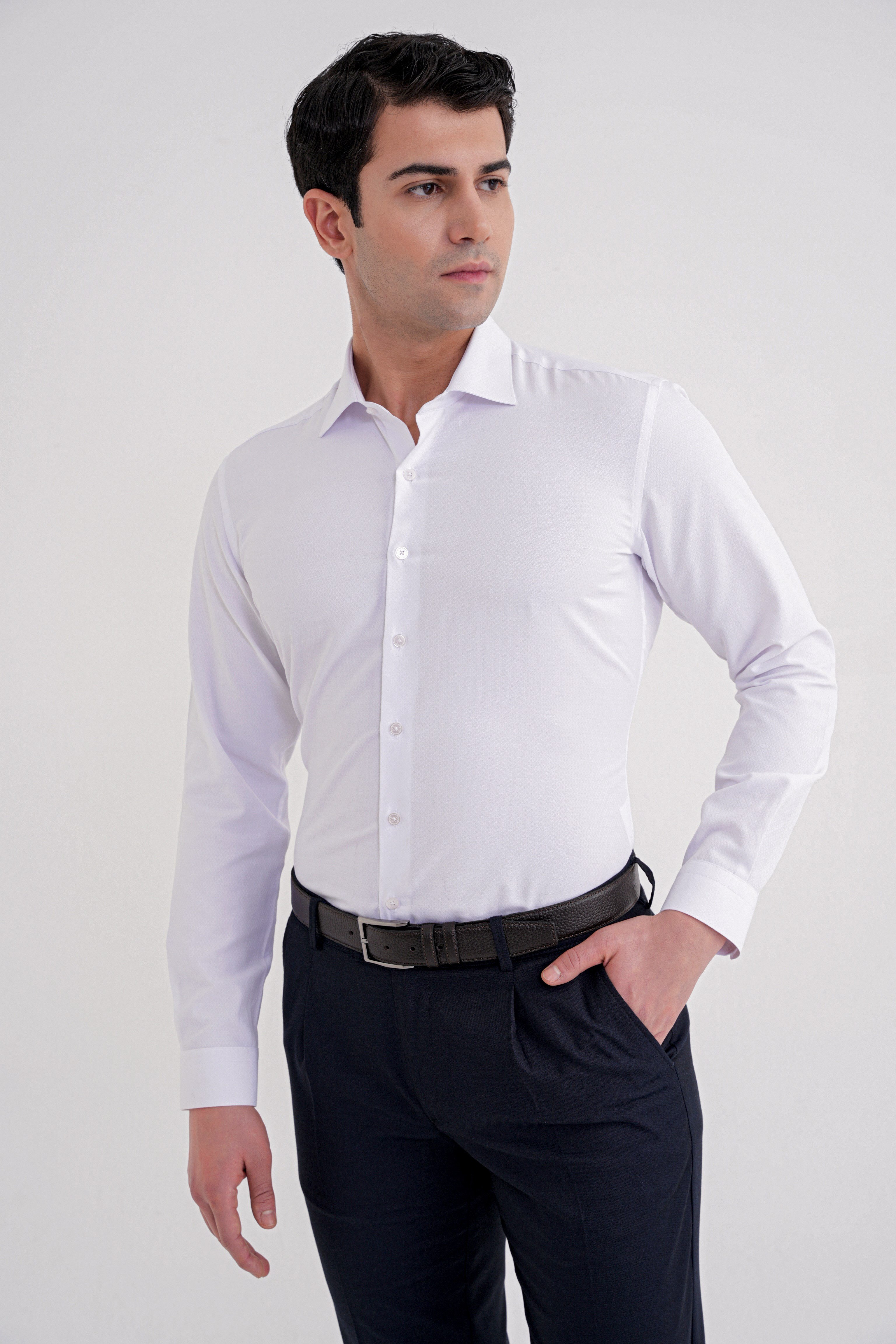 Slim Fit Kravat Yaka Doku Desenli Beyaz Gömlek GK 755