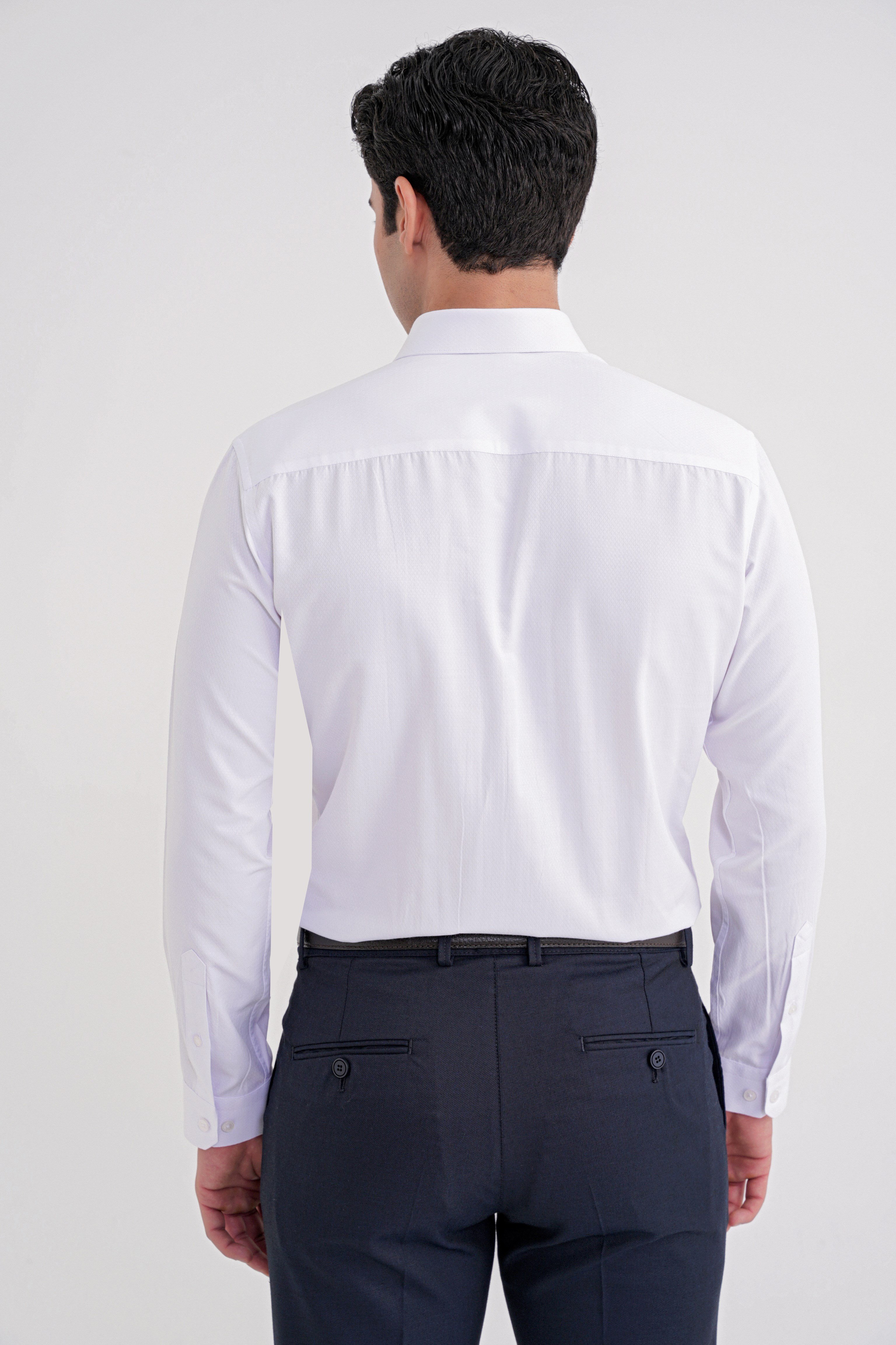 Slim Fit Kravat Yaka Doku Desenli Beyaz Gömlek GK 755