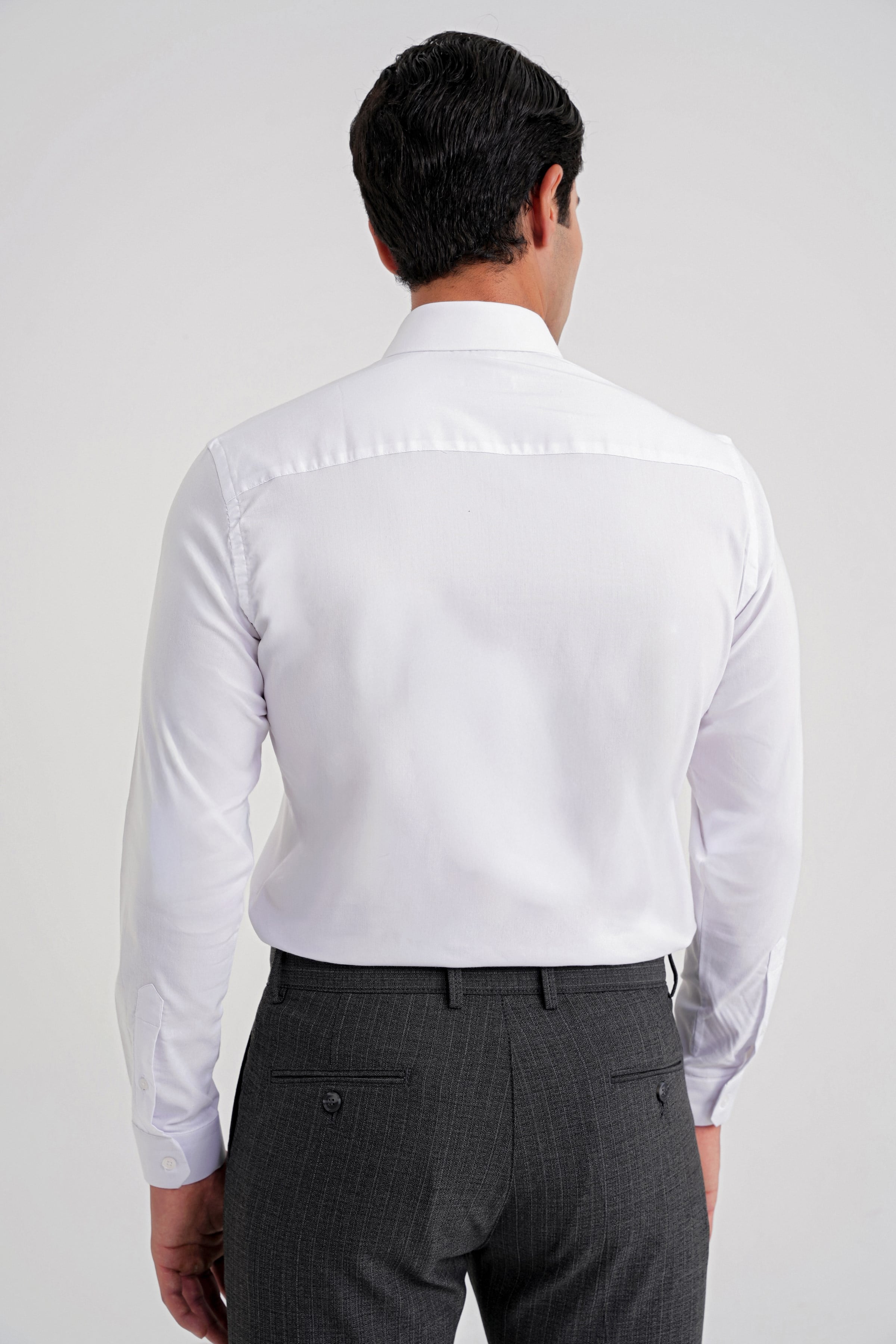 Slim Fit Kravat Yaka Esnek Pamuklu Beyaz Gömlek GK 737
