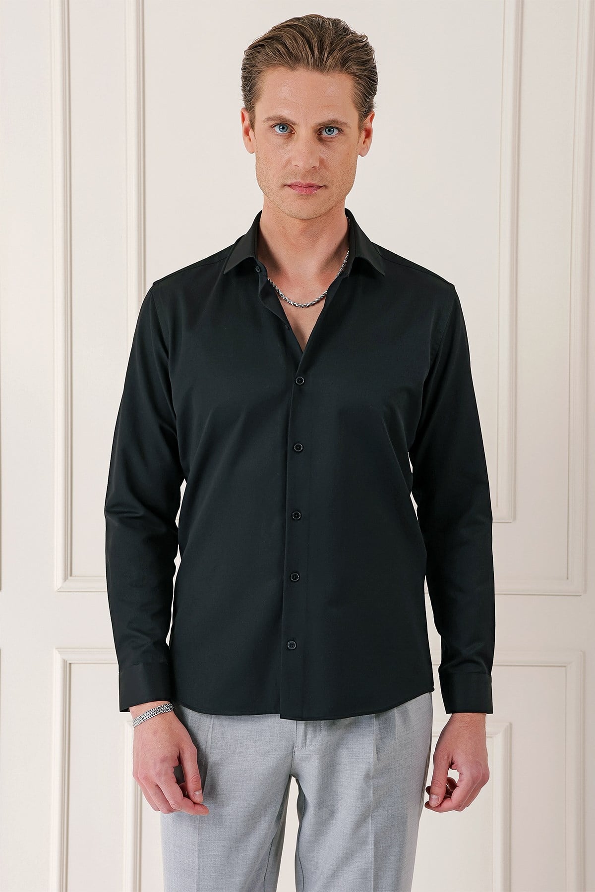 Slim Fit Kravat Yaka Pamuklu Düz Siyah Gömlek GK 718