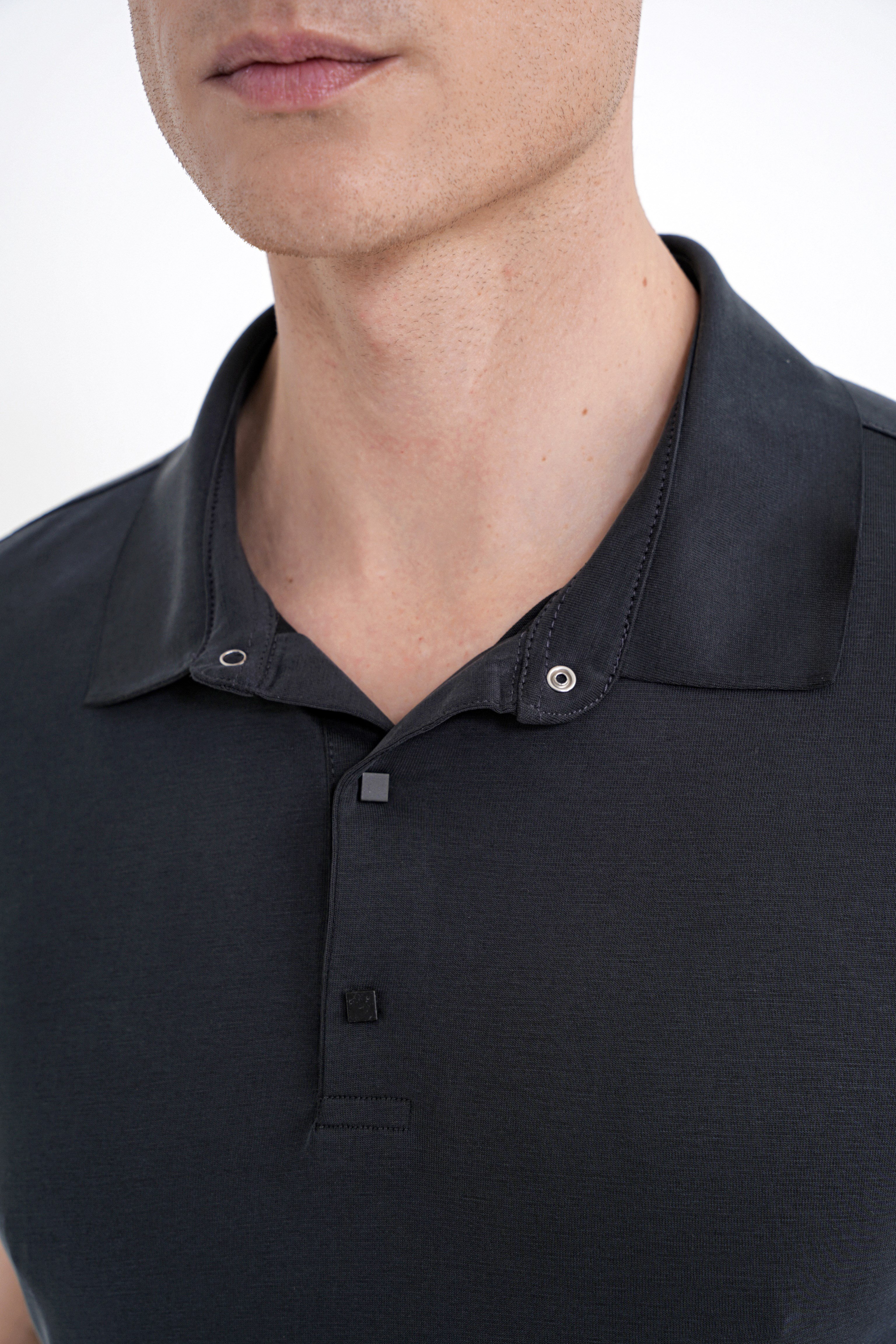 Slim Fit Modal Kumaş Siyah Çıtçıtlı Polo Yaka Tişört TS 923
