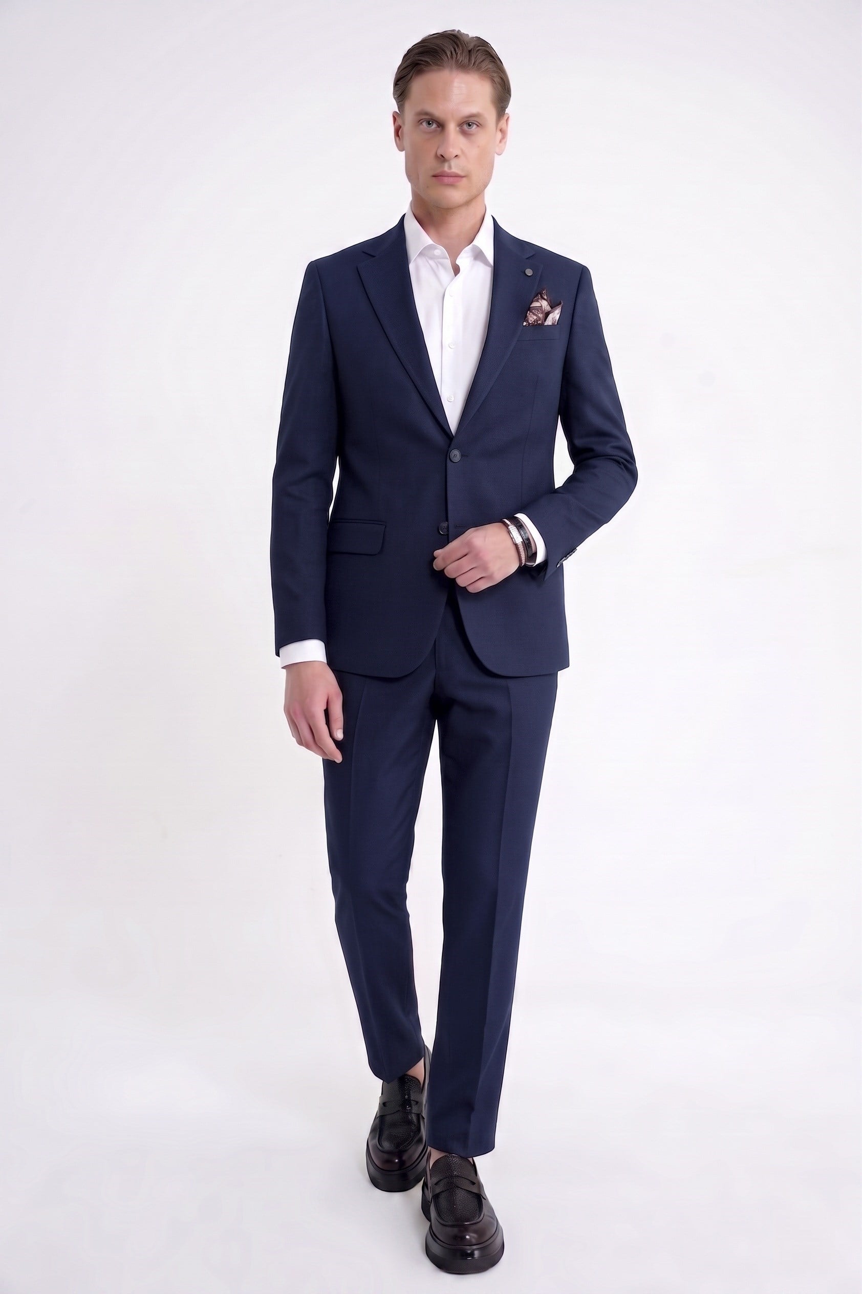 Slim Fit Mono Yaka %97 Tencel Kumaş Çift Yırtmaç Esnek Lacivert Takım Elbise TK 941