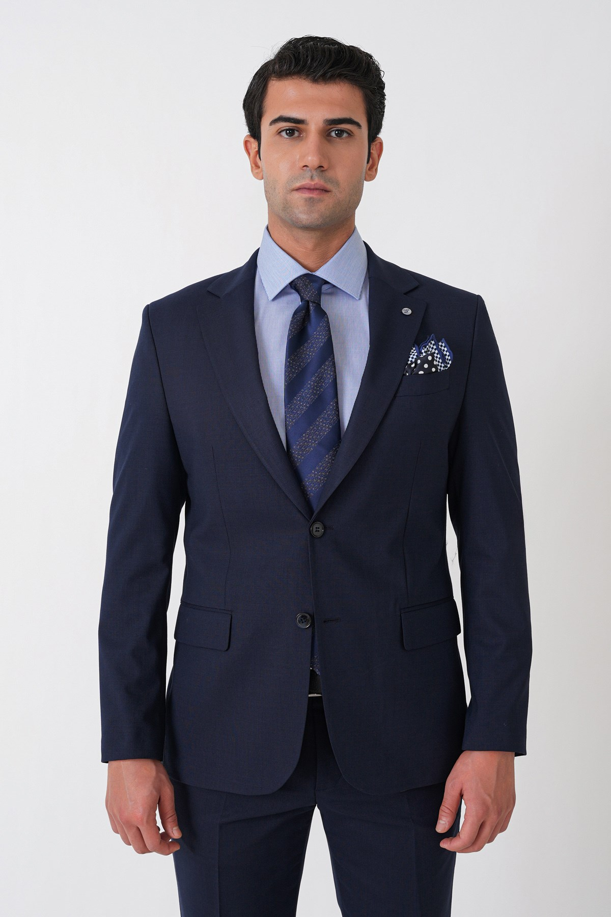 Slim Fit Mono Yaka Çift Yırtmaç Esnek Yünlü Lacivert Takım Elbise TK 947