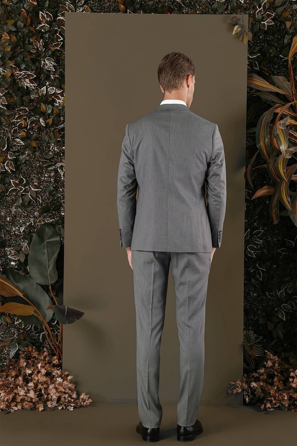 Slim Fit Mono Yaka Doku Desenli Füme Yelekli Takım Elbise TK 877
