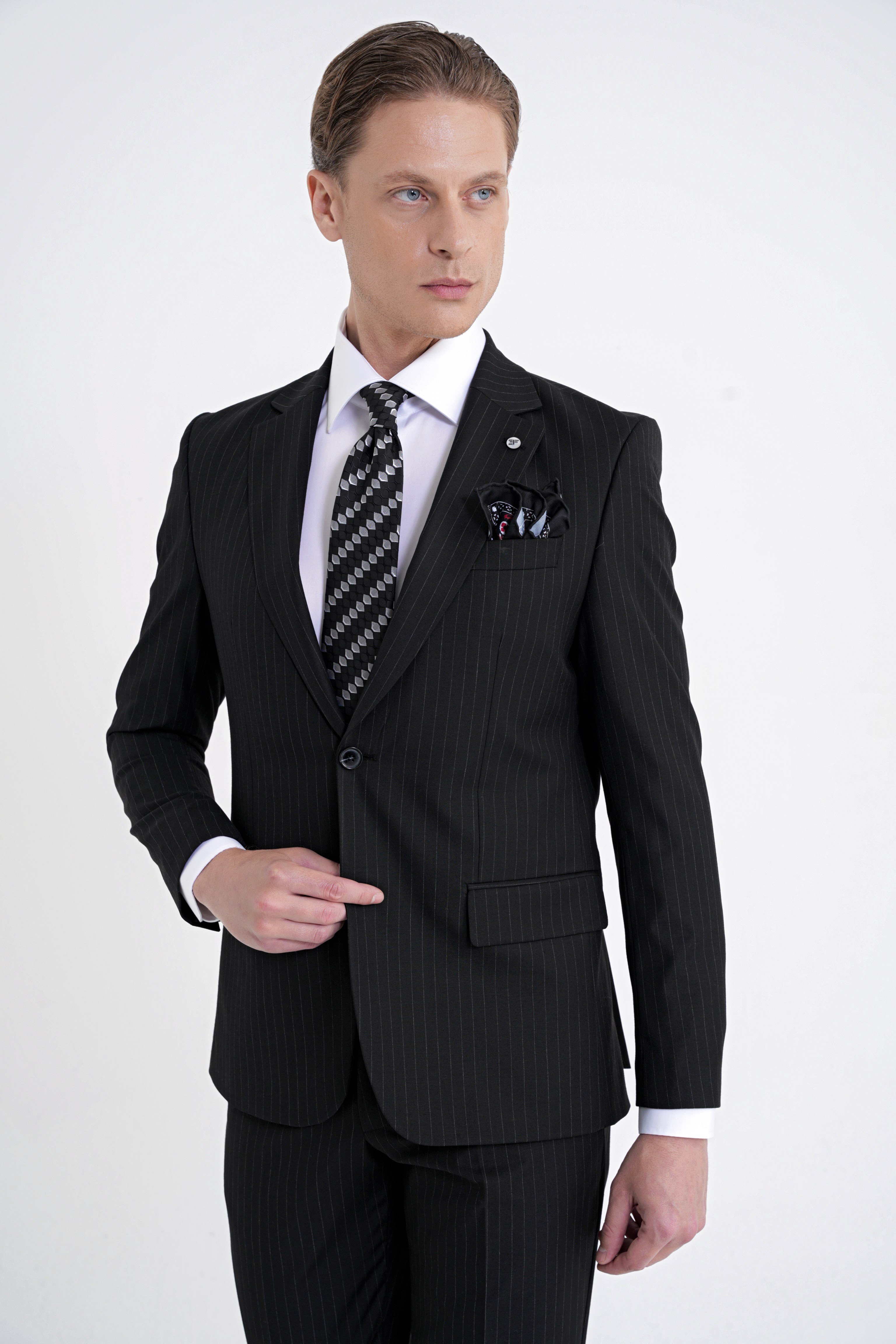 Slim Fit Mono Yaka Esnek Yünlü Siyah Çizgili Takım Elbise Tk 942