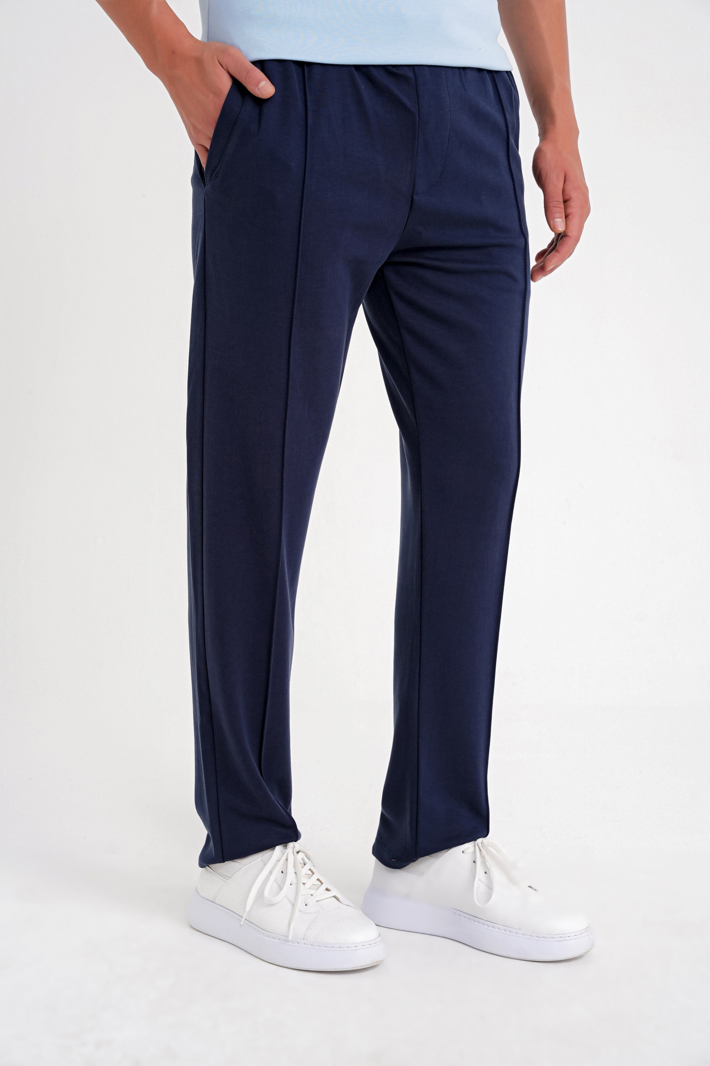 Slim Fit Önden Pens Detaylı Yan Cep %97 Pamuk Lacivert Jogger Pantolon ATP 034