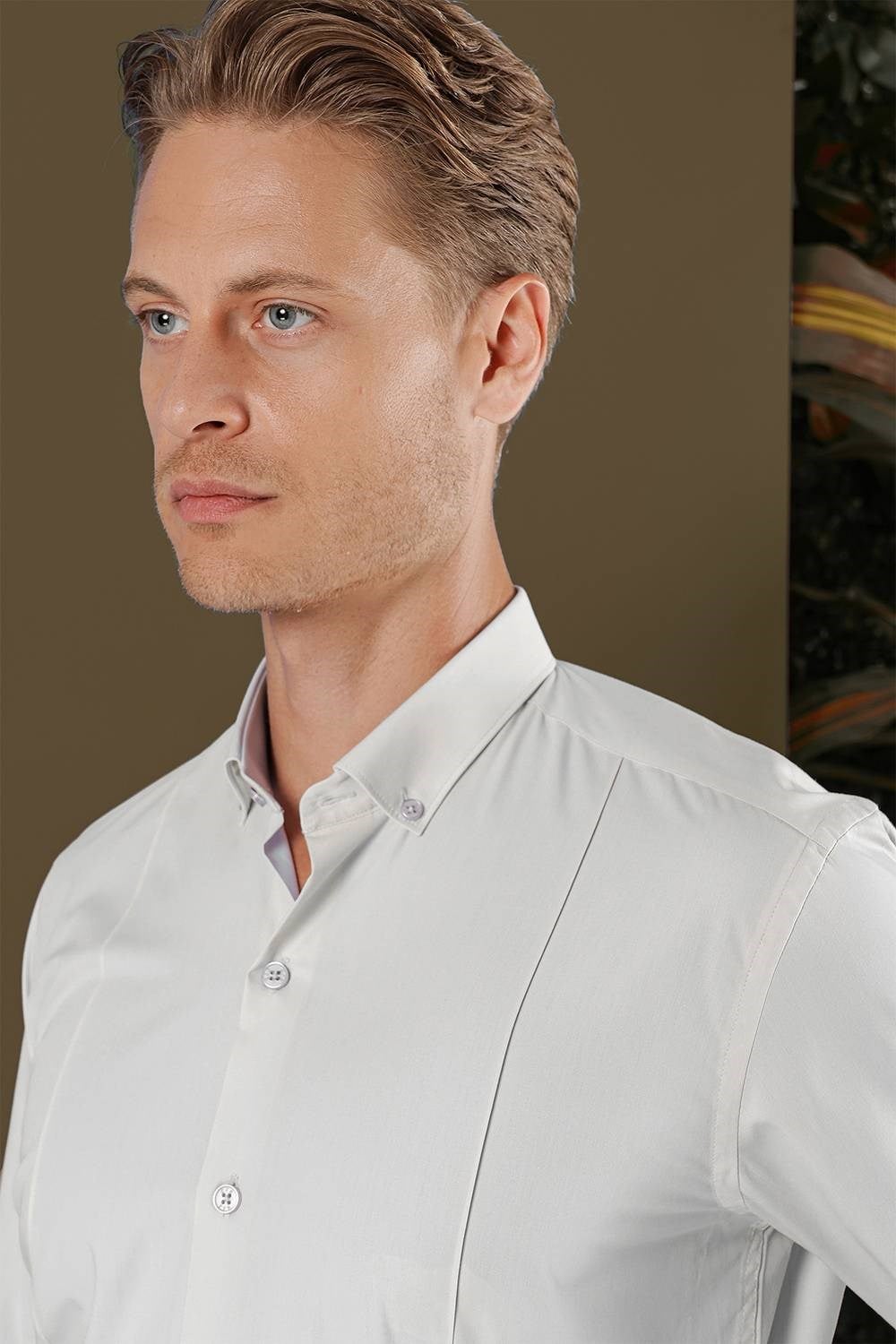 Slim Fit Önden Pensli Düğmeli Yaka Mavi Uzun Kollu Gömlek GK 691