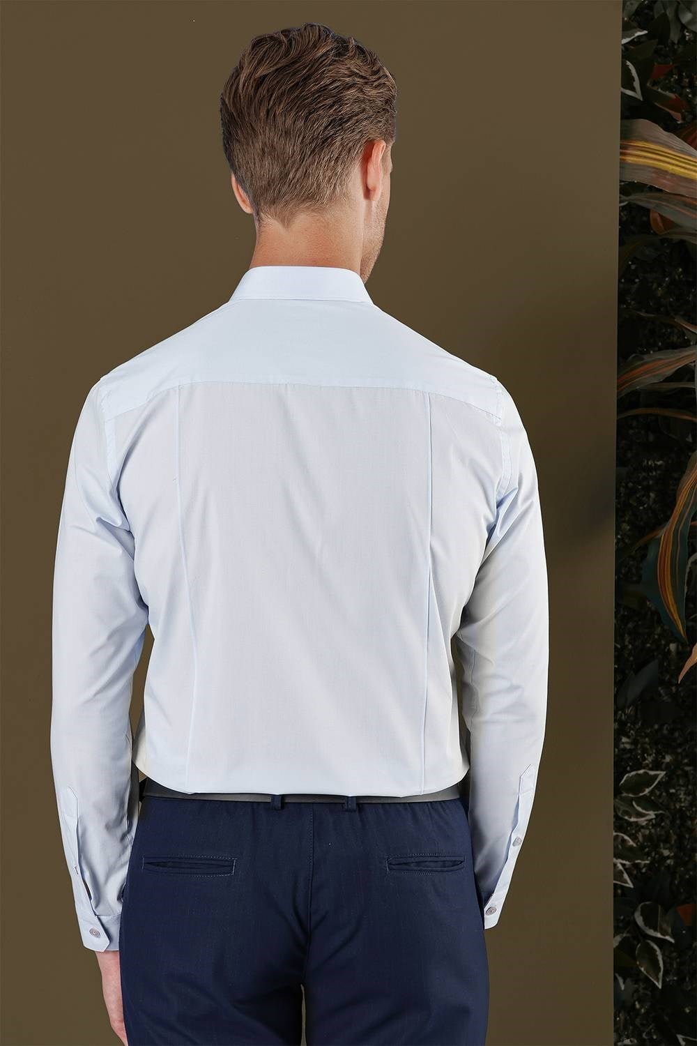 Slim Fit Önden Pensli Düğmeli Yaka Mavi Uzun Kollu Gömlek GK 691