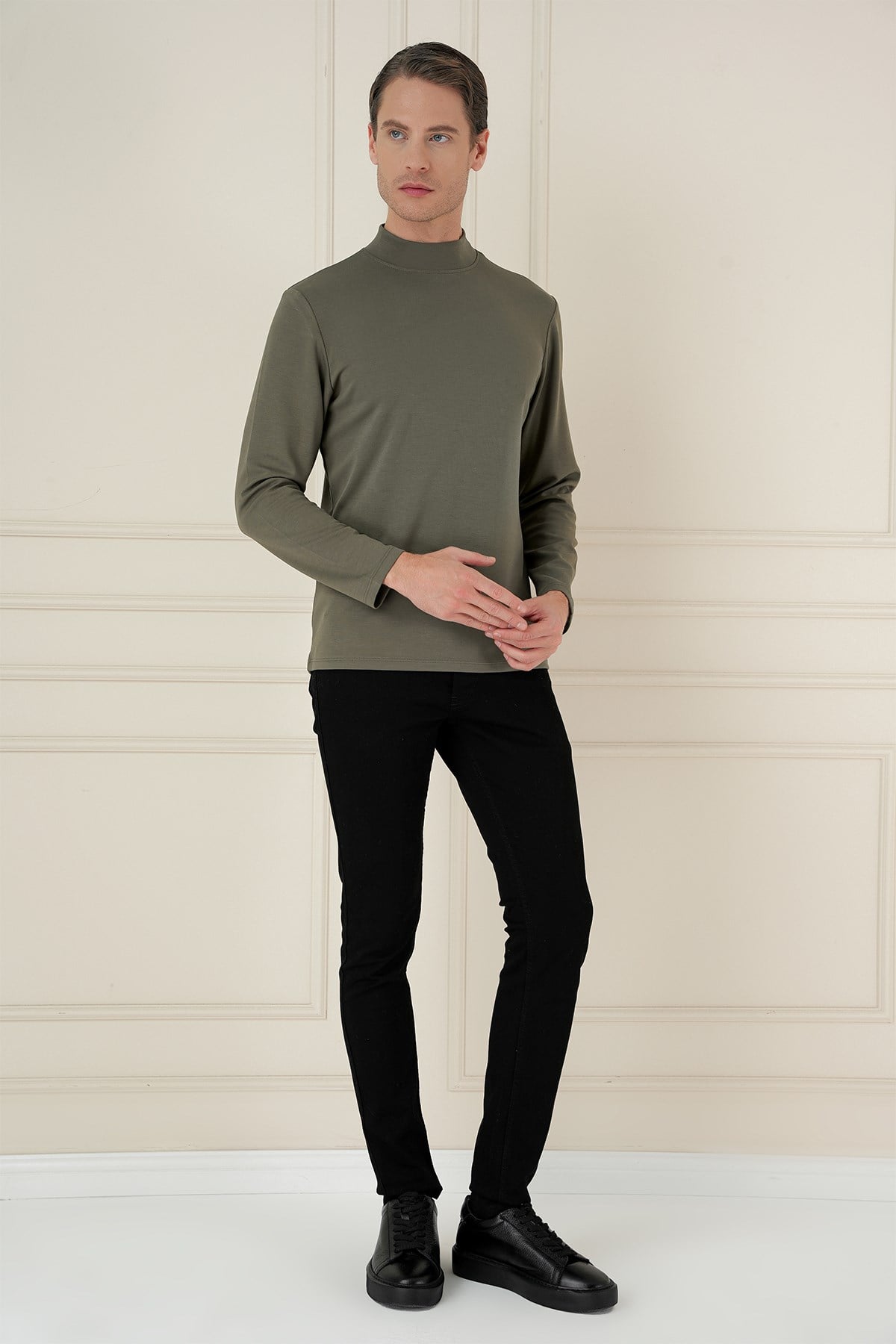 Slim Fit Pamuklu Uzun Kollu Haki Yarım Boğazlı Tişört TS 894