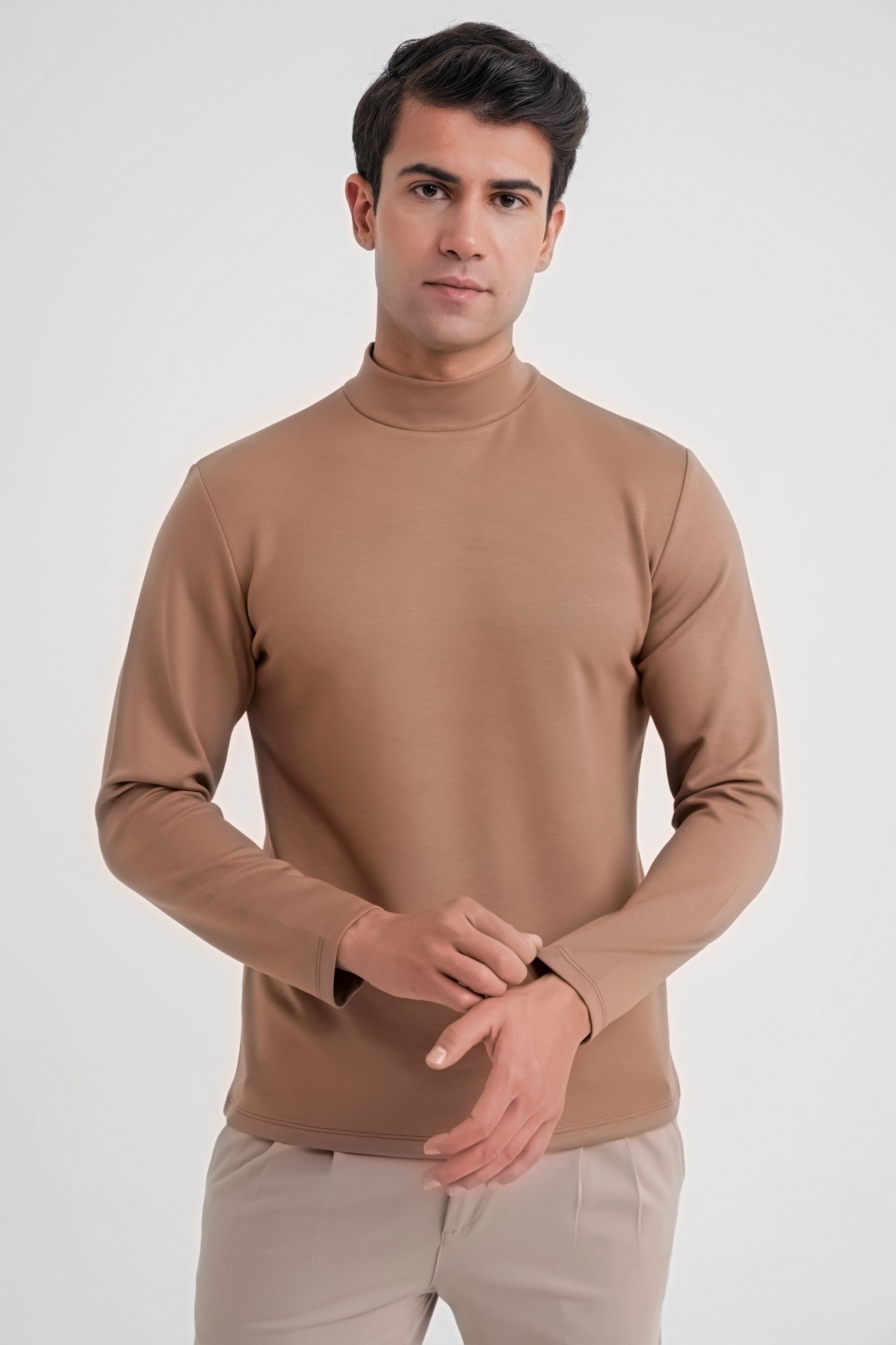 Slim Fit Pamuklu Uzun Kollu Vizon Yarım Boğazlı Tişört TS 894