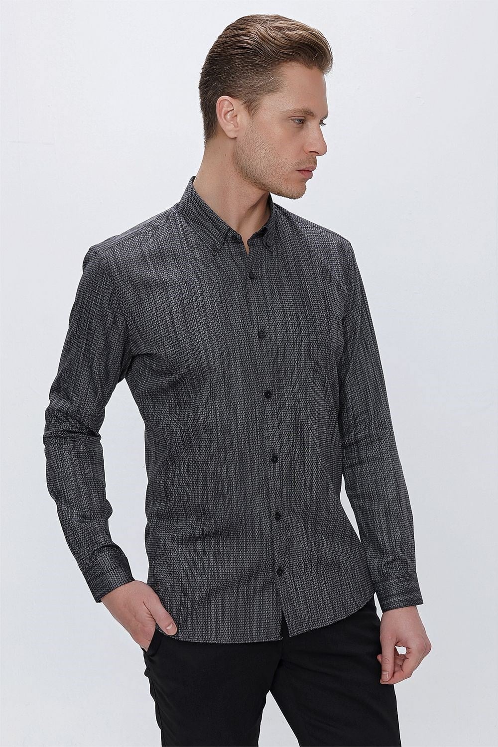 Slim Fit Petek Desenli Yaka Düğmeli %100 Pamuk Siyah Gömlek GK 661