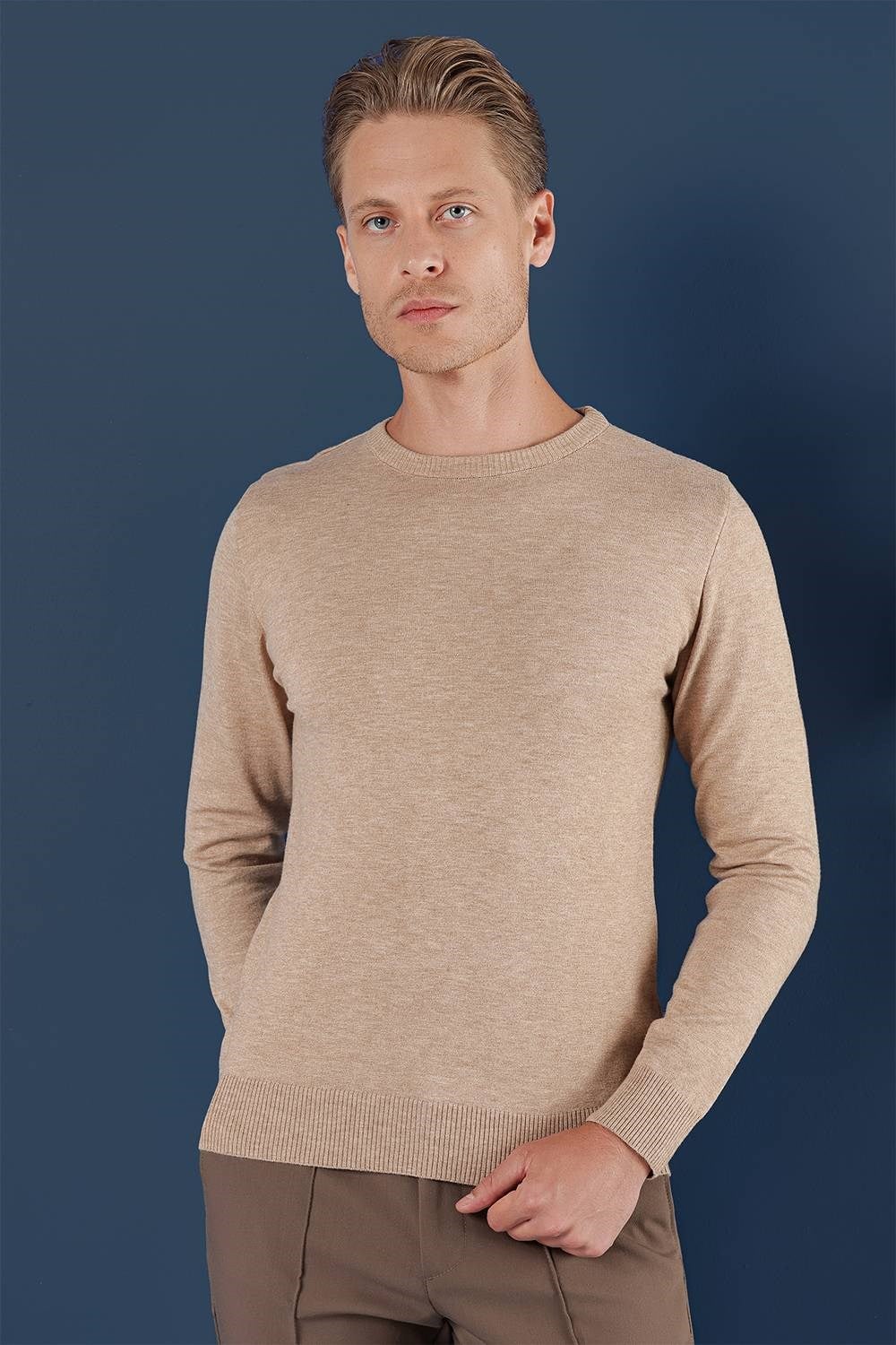 Slim Fit Ribanalı Düz Bej Yünlü Bisiklet Yaka Triko Kazak TR 858