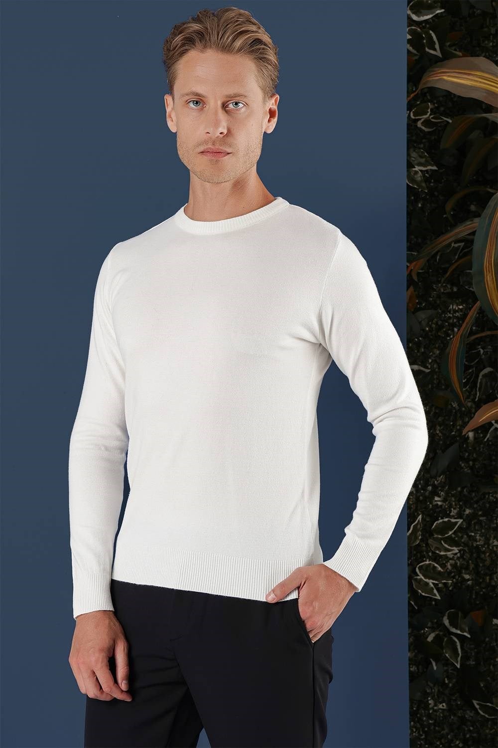 Slim Fit Ribanalı Düz Ekru Yünlü Bisiklet Yaka Triko Kazak TR 858