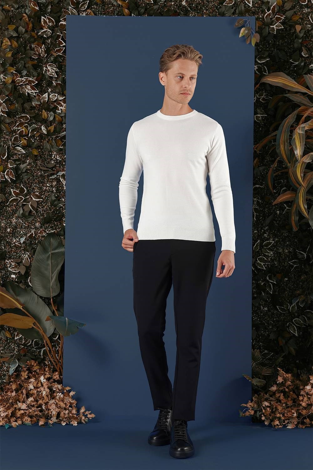 Slim Fit Ribanalı Düz Ekru Yünlü Bisiklet Yaka Triko Kazak TR 858