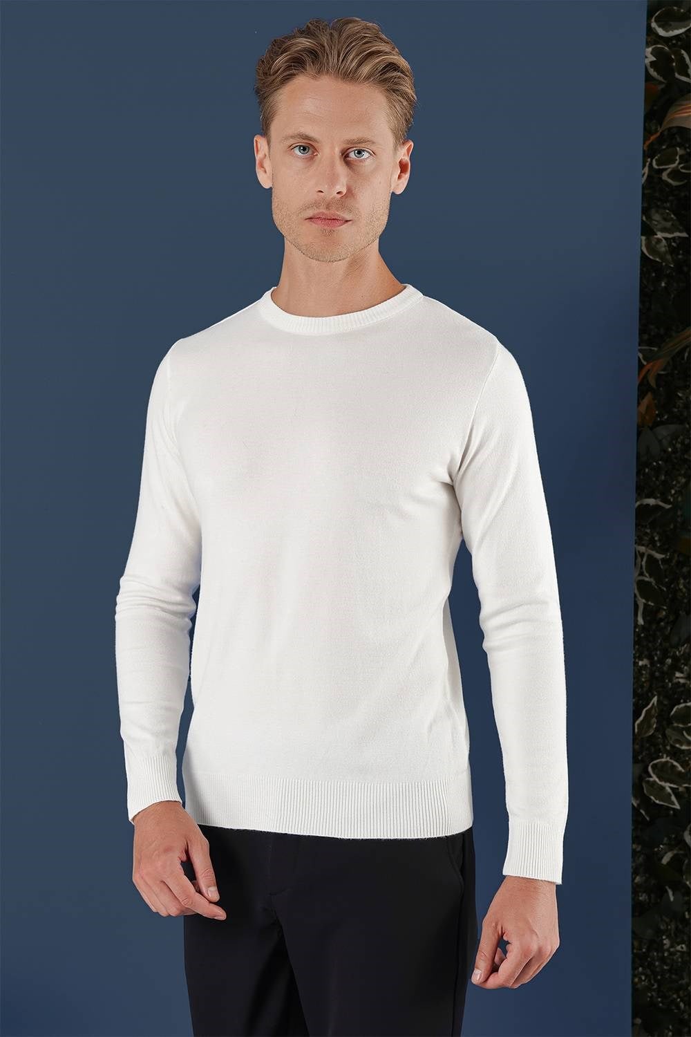 Slim Fit Ribanalı Düz Ekru Yünlü Bisiklet Yaka Triko Kazak TR 858