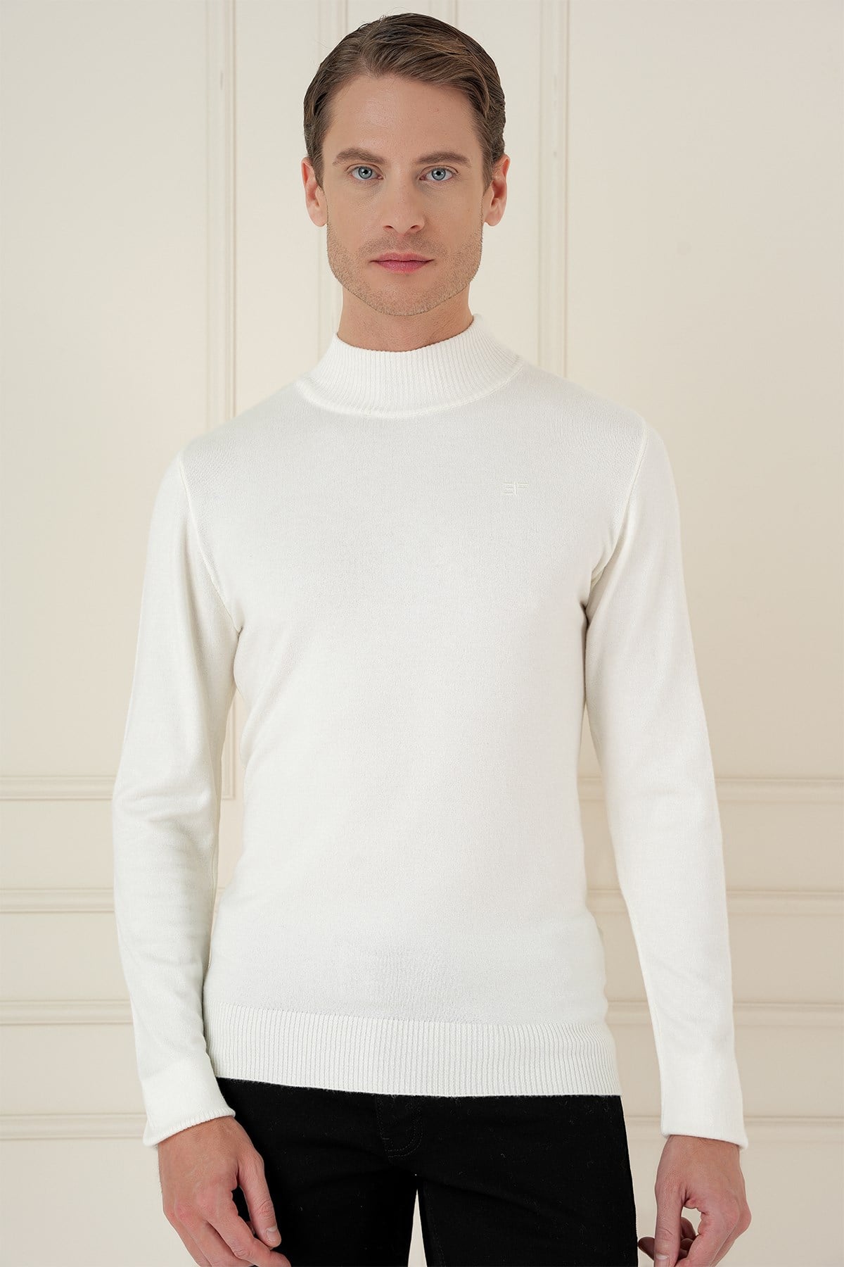 Slim Fit Ribanalı Düz Ekru Yünlü Yarım Balıkçı Triko Kazak TR 876