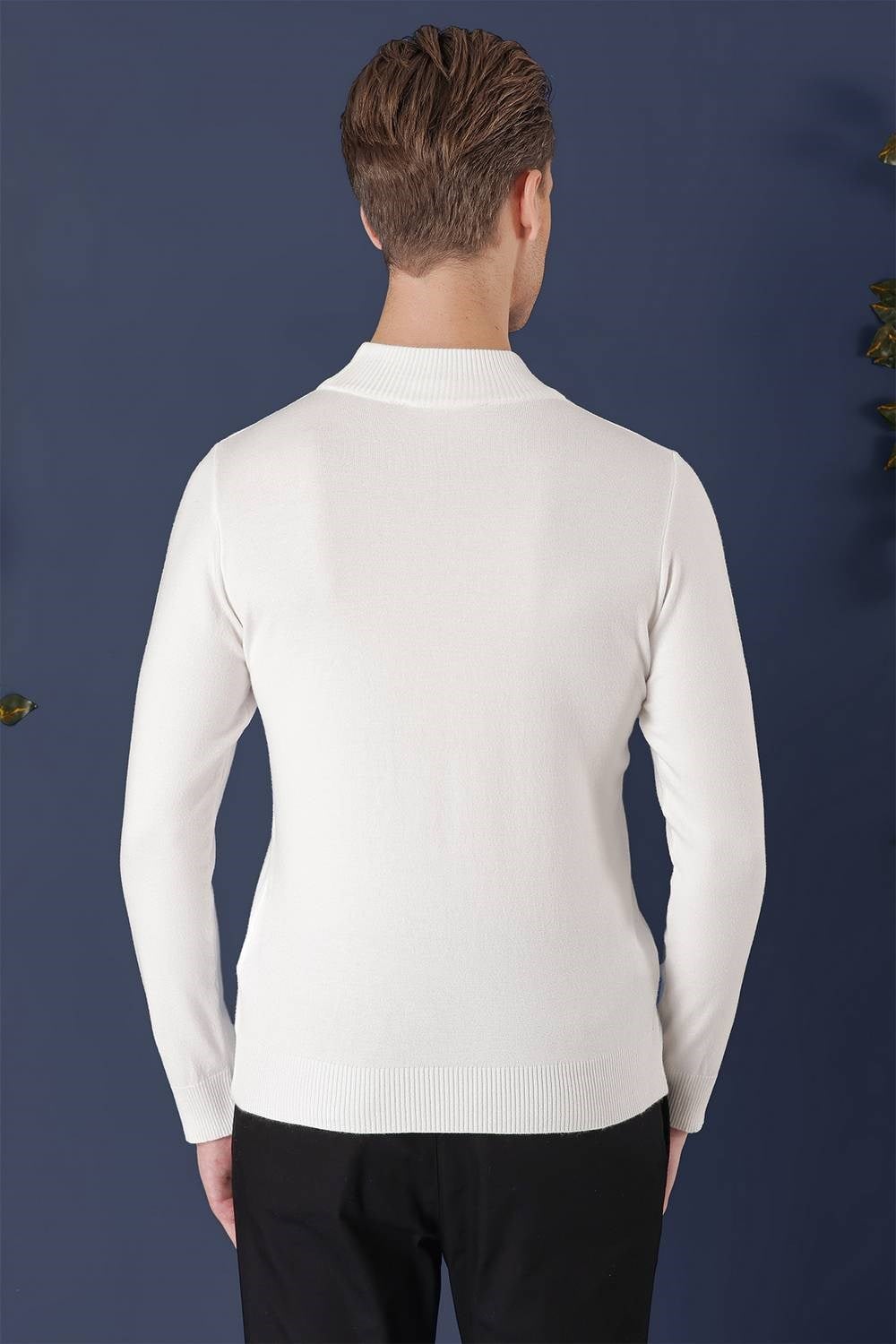 Slim Fit Ribanalı Düz Ekru Yünlü Yarım Balılçı Triko Kazak TR 863