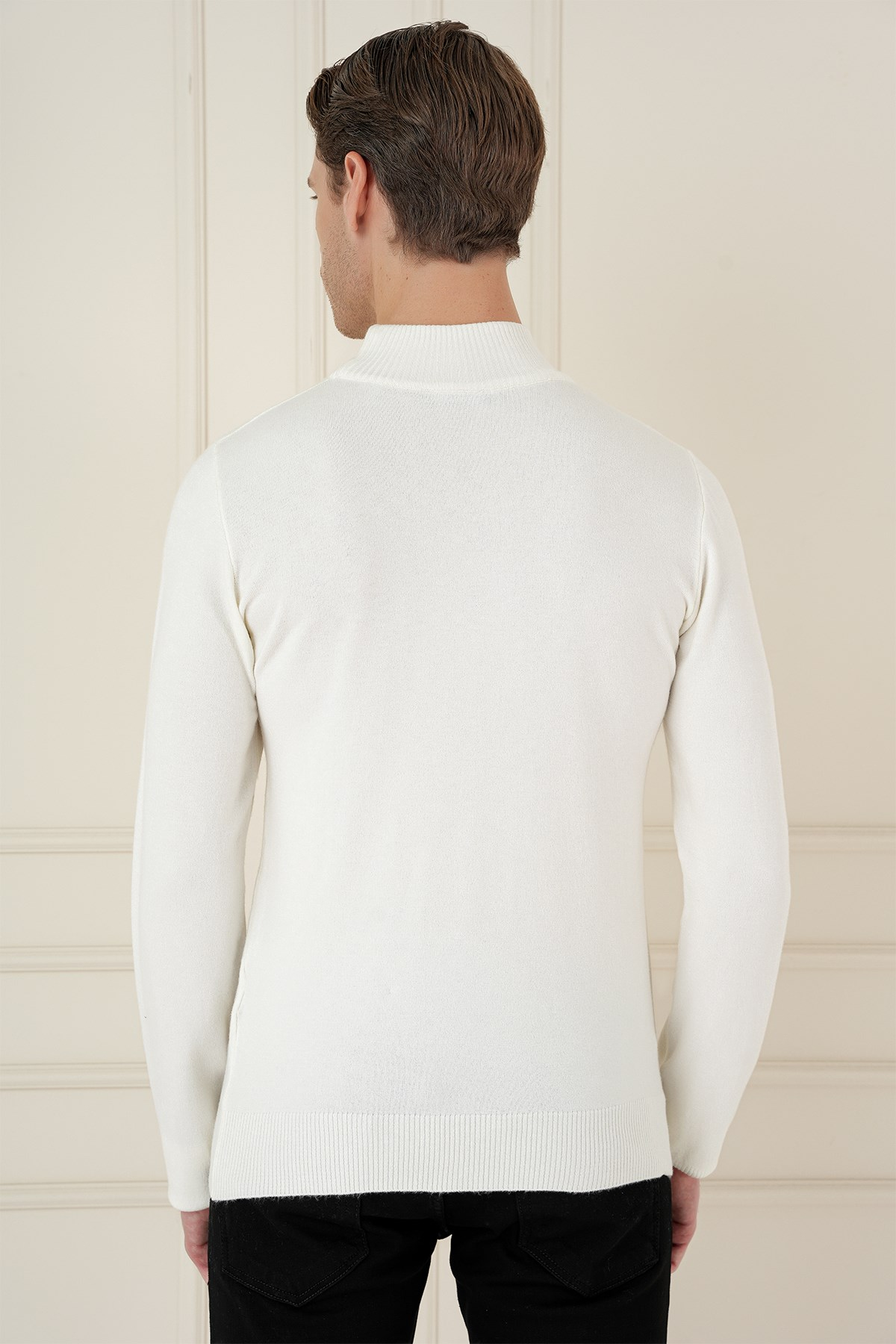 Slim Fit Ribanalı Düz Ekru Yünlü Yarım Balıkçı Triko Kazak TR 899