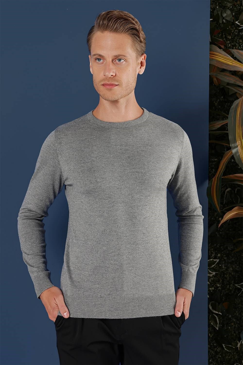 Slim Fit Ribanalı Düz Gri Yünlü Bisiklet Yaka Triko Kazak TR 858