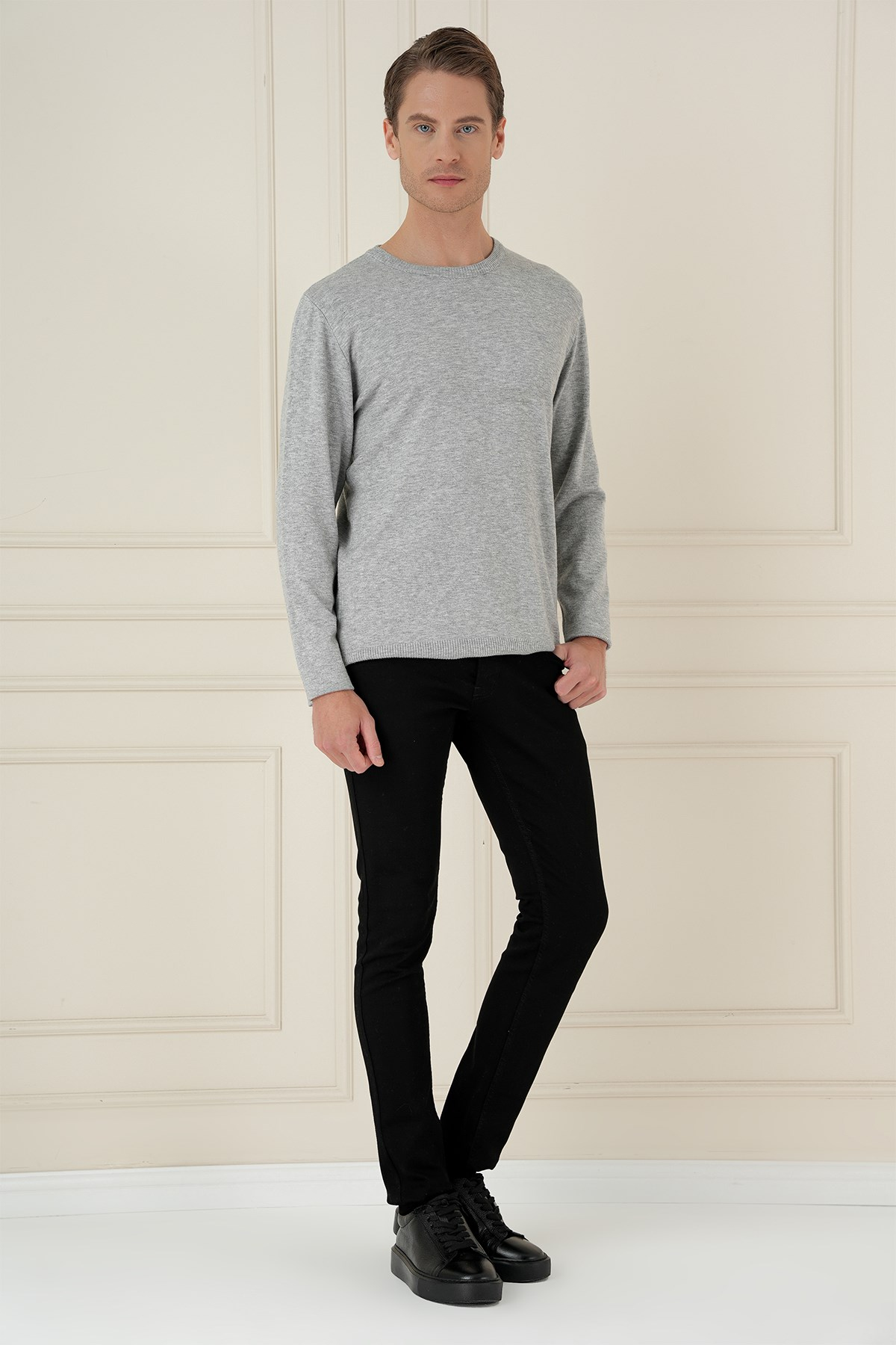 Slim Fit Ribanalı Düz Gri Yünlü Bisiklet Yaka Triko Kazak TR 900