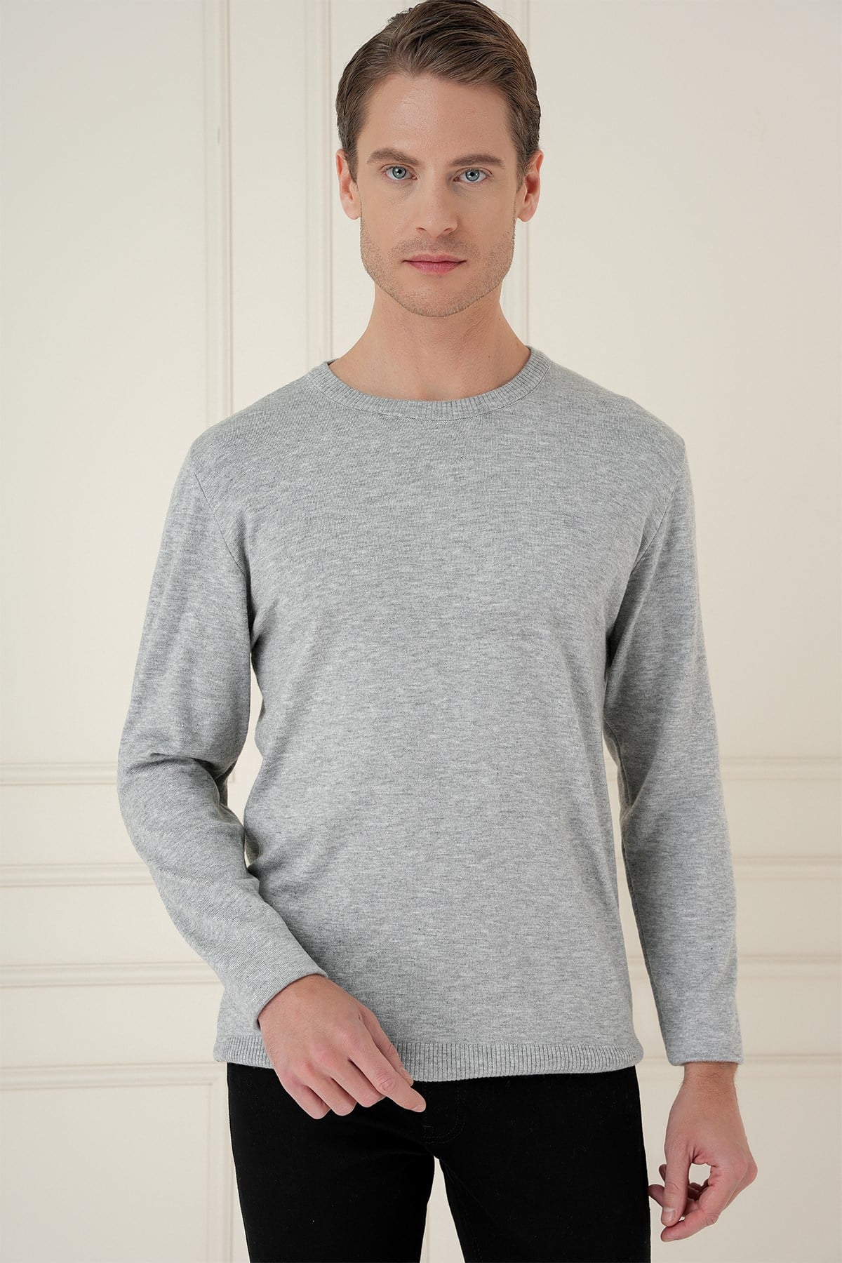 Slim Fit Ribanalı Düz Gri Yünlü Bisiklet Yaka Triko Kazak TR 875