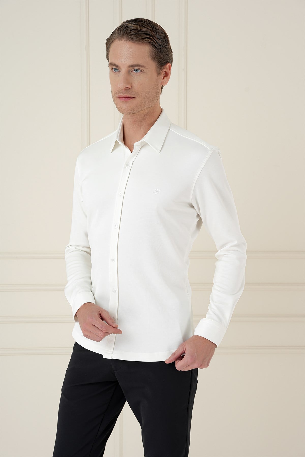 Slim Fit Spor Yaka Cepsiz Pamuklu Ekru Gömlek G 1580