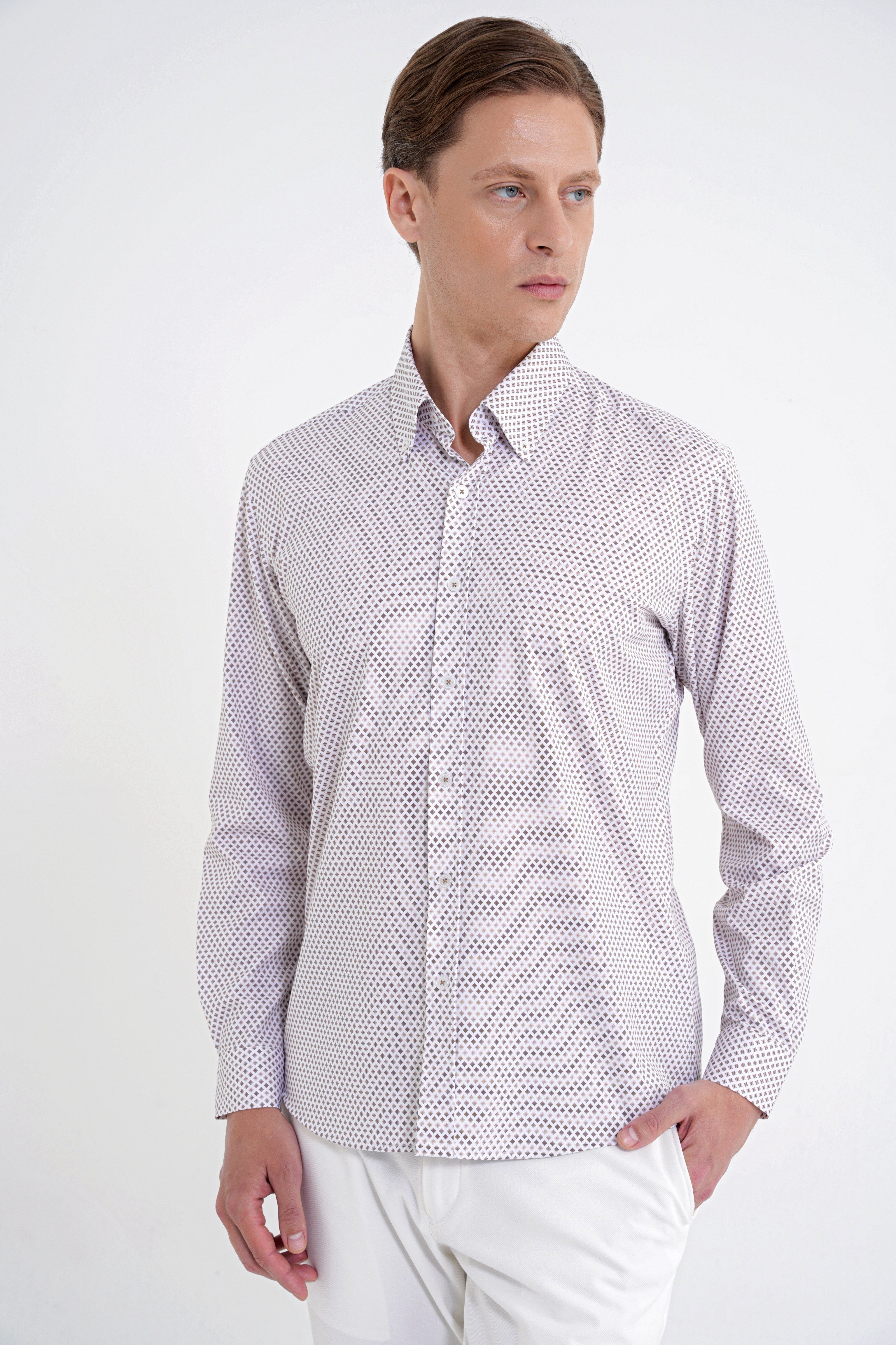 Slim Fit Yaka Düğmeli Baskılı Pamuklu Beyaz Gömlek G 1605