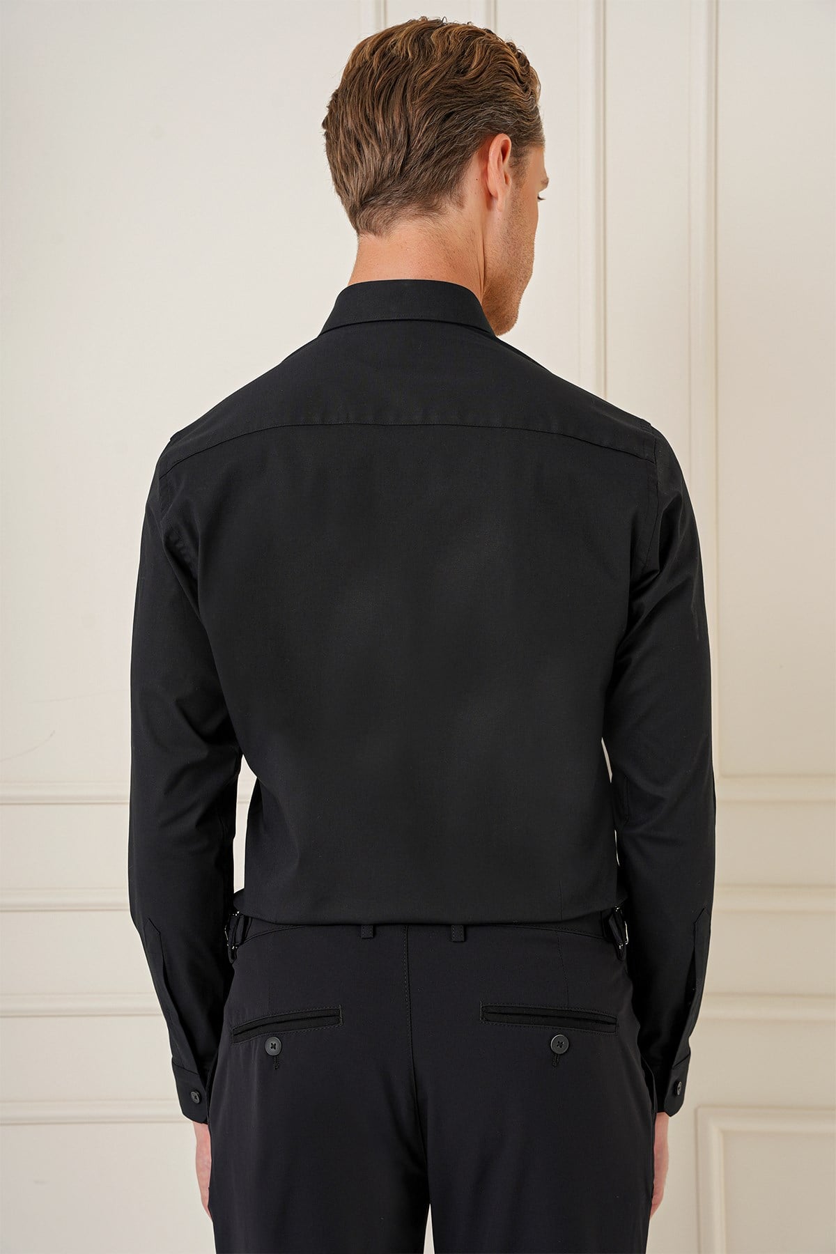 Slim Fit Yaka Ucu Demir Tasarımlı Esnek Pamuk Siyah Gömlek G 1577