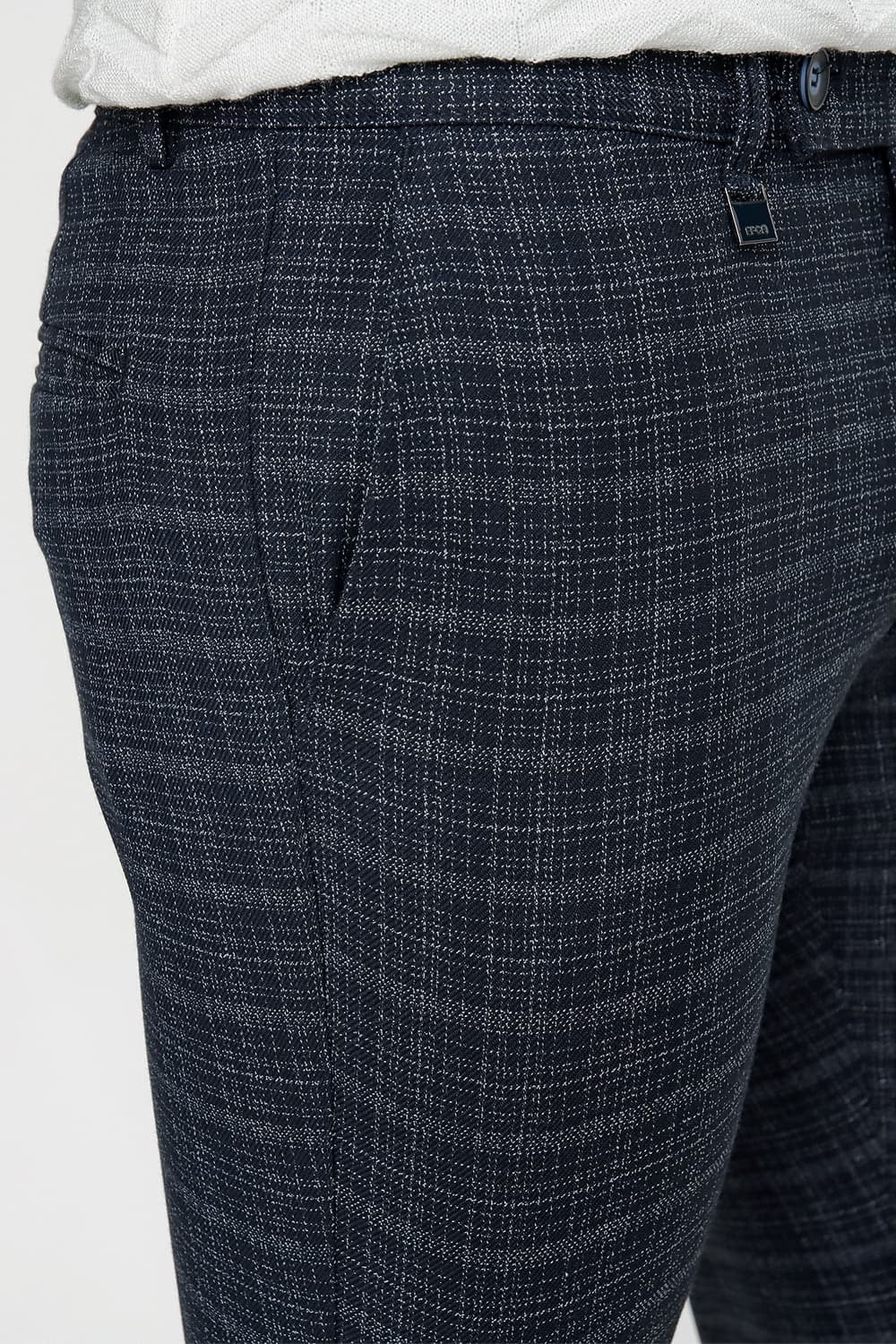 Slim Fit Yan Cep Esnek Pamuk Kareli Dokuma Lacivert Pantolon P 1082
