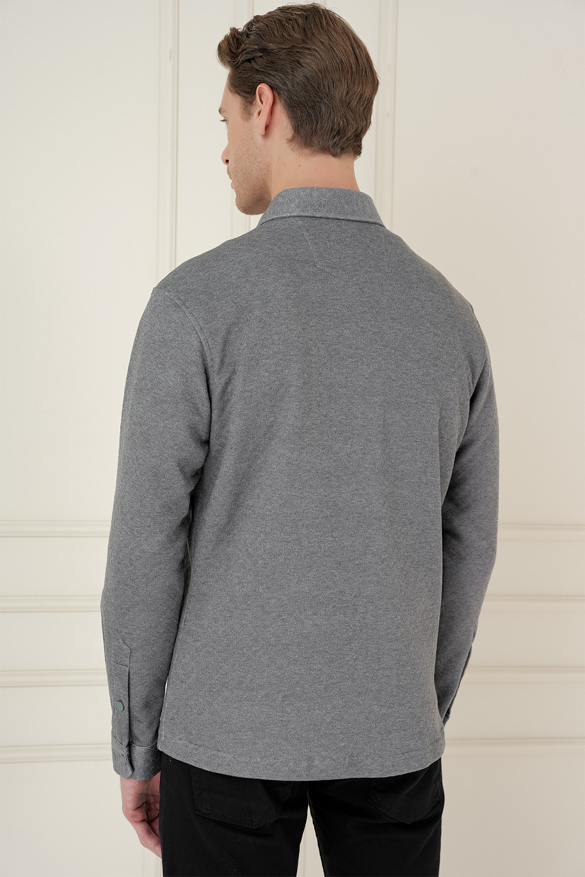 Slim Fit Yan Cepli Çıtçıtlı Kapitone Dokuma Gri Gömlek Ceket G 1581