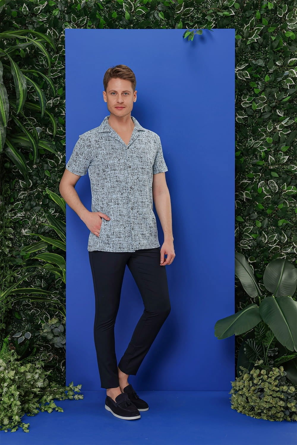 Slim Fit Yandan Cepli Apaş Yaka Kısa Kollulu Mavi Gömlek G 1535