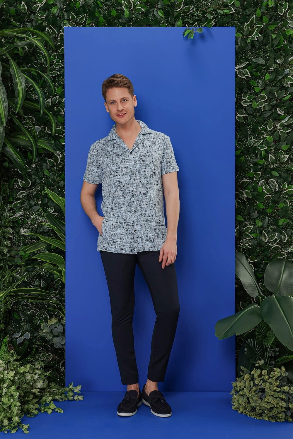 Slim Fit Yandan Cepli Apaş Yaka Kısa Kollulu Mavi Gömlek G 1535