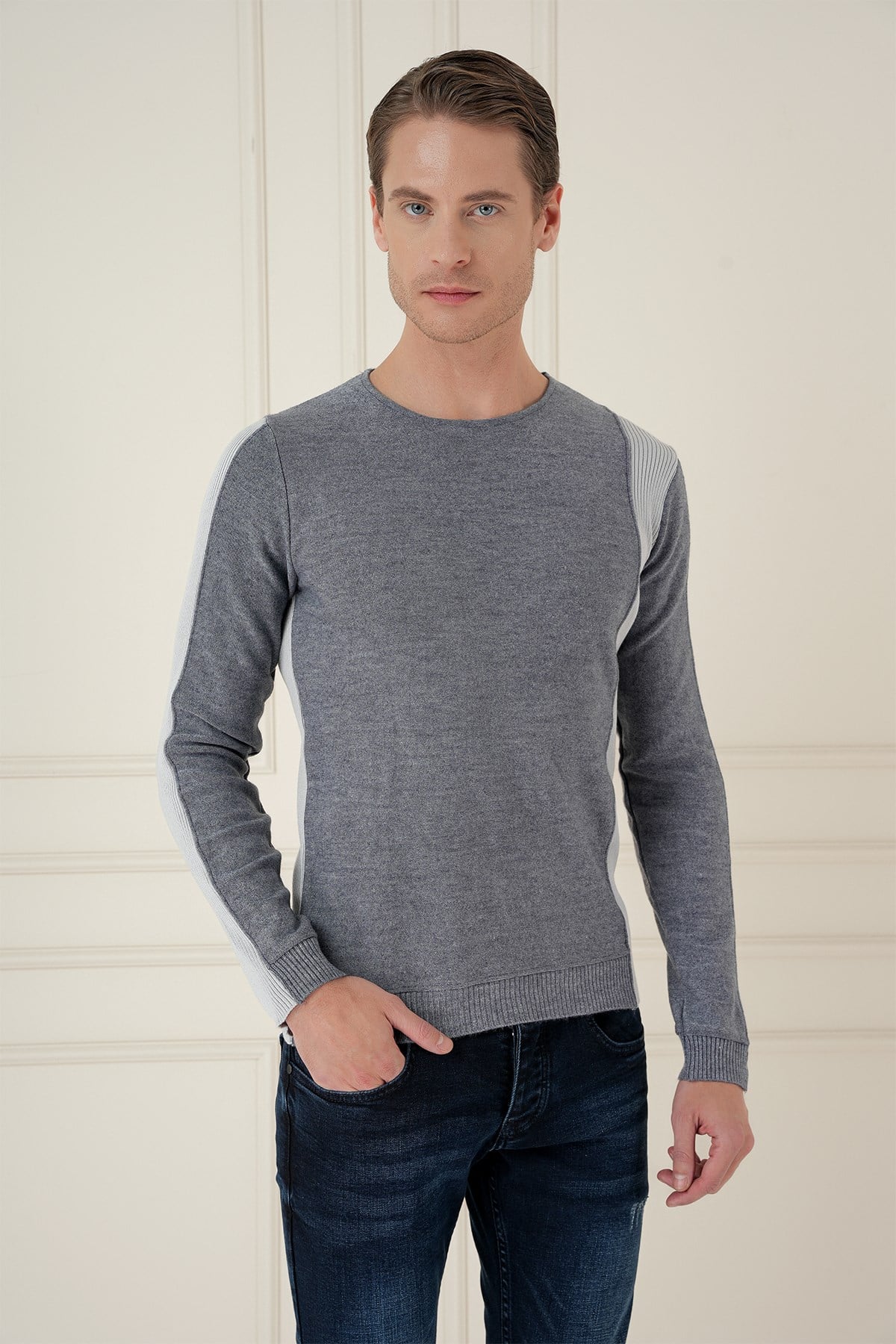 Slim Fit Yandan Ribana Modelli İndigo Bisiklet Yaka Triko Kazak TR 871